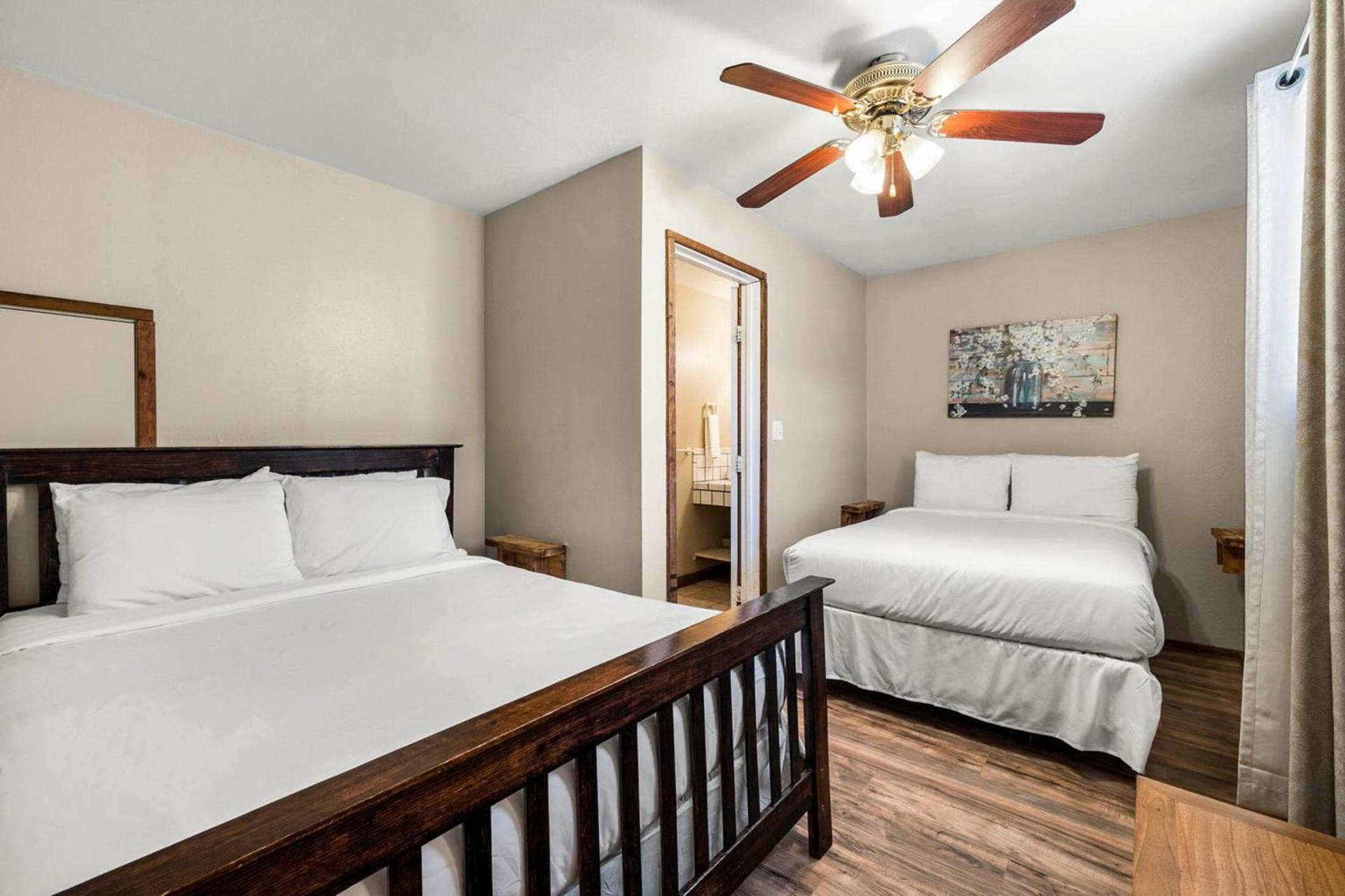 The Claire Hotel photo 16