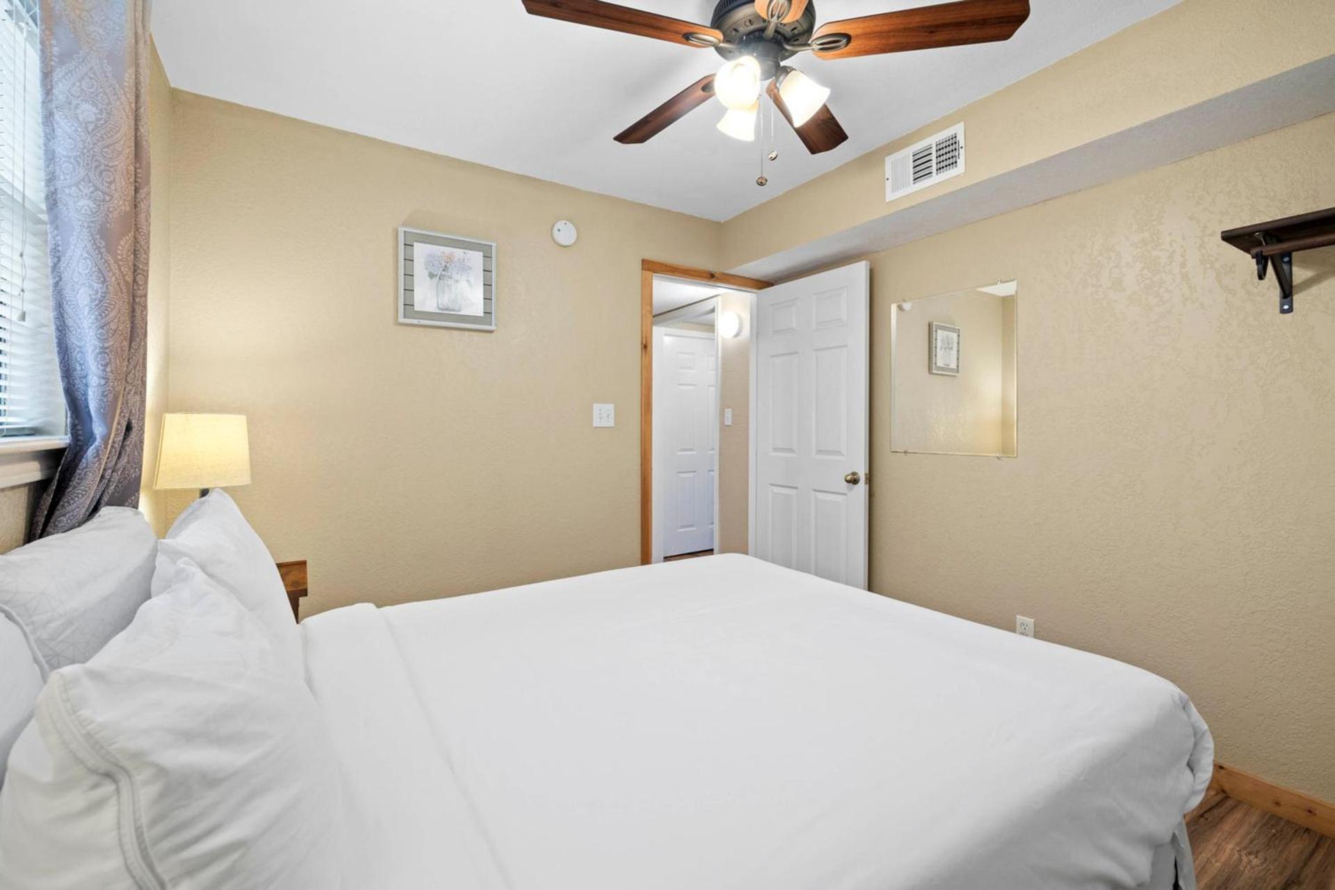 The Claire Hotel photo 8