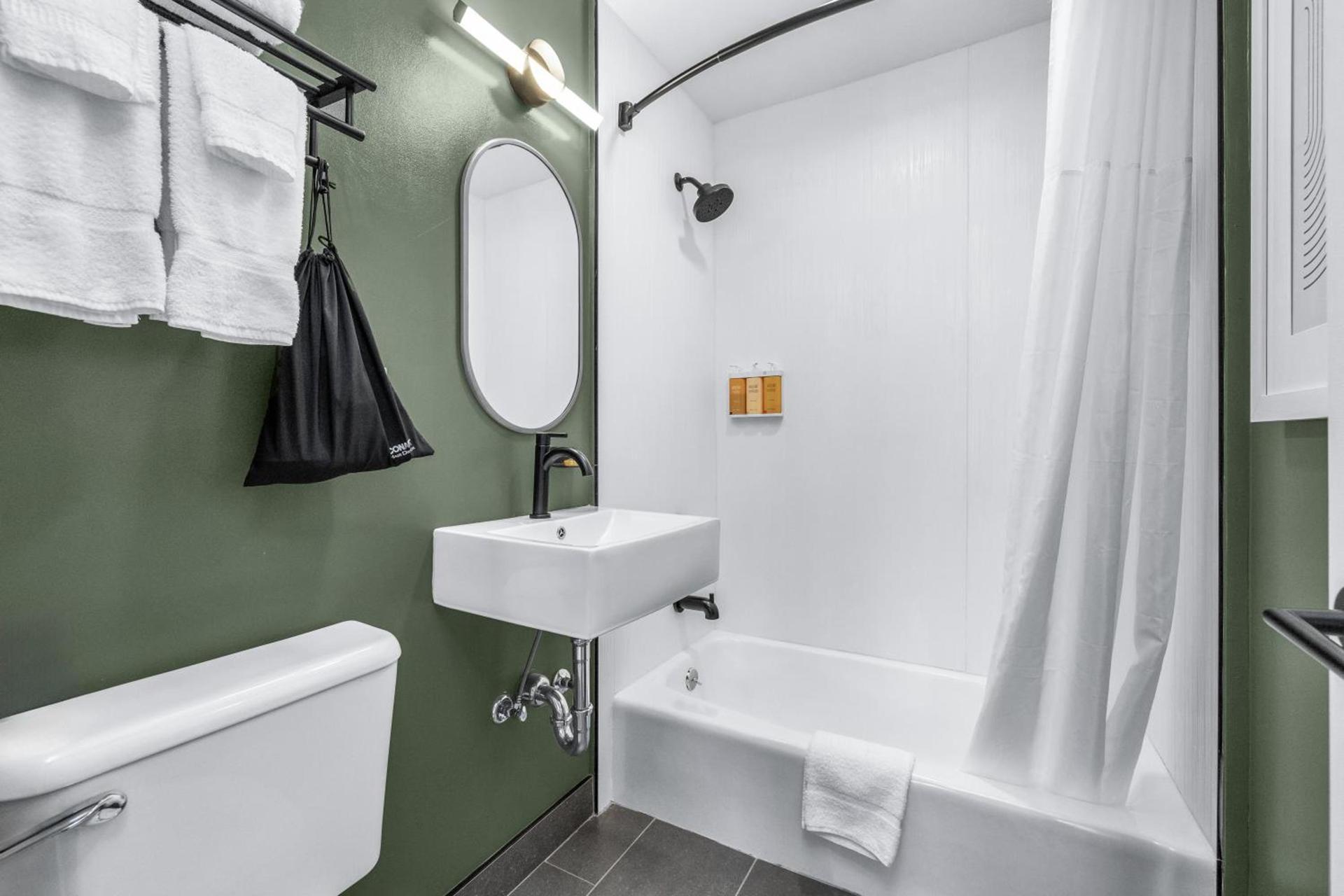 Nob Hill Hotel photo 39