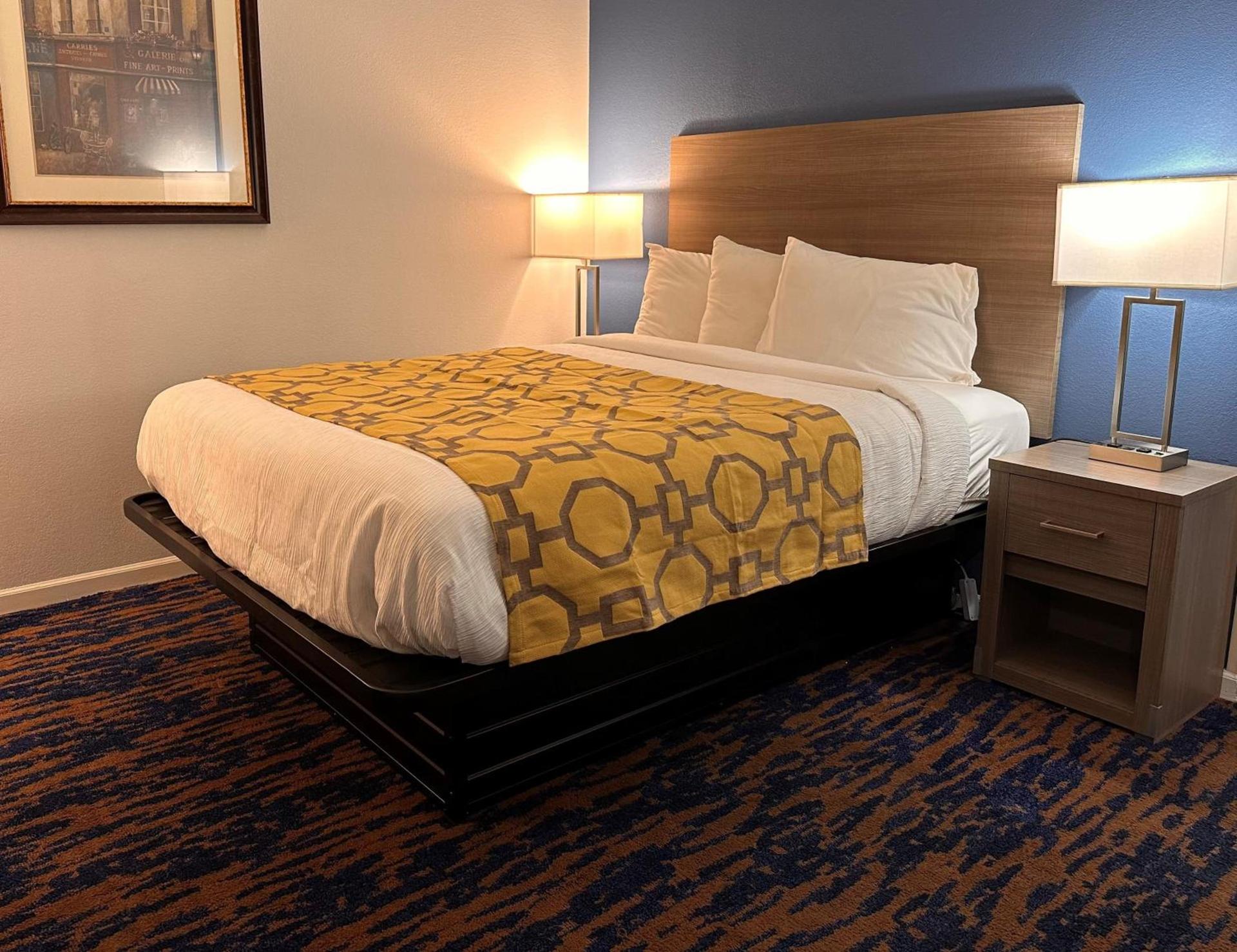 Baymont by Wyndham Indianapolis Northwest photo 23