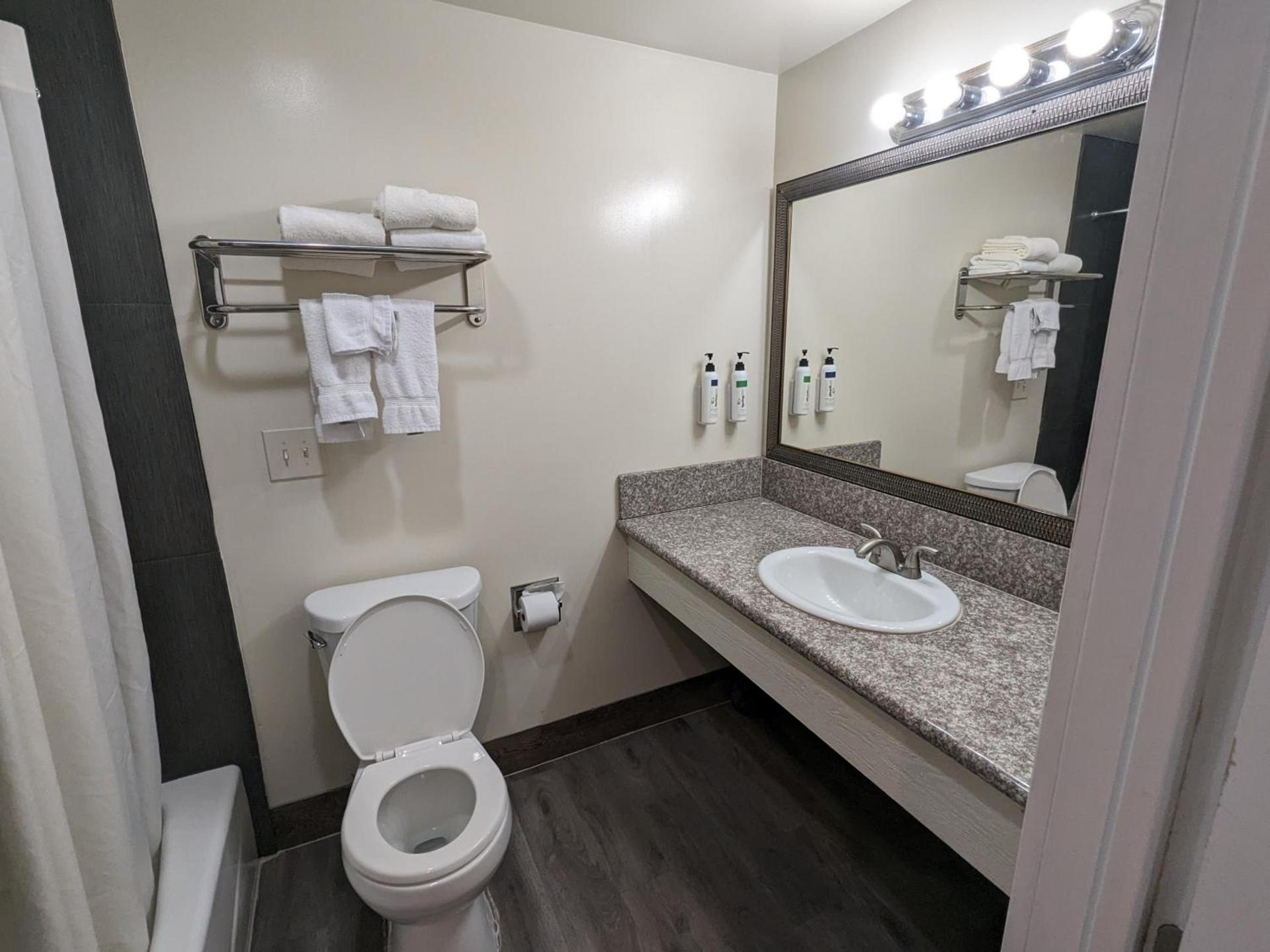 Valley Inn photo 78