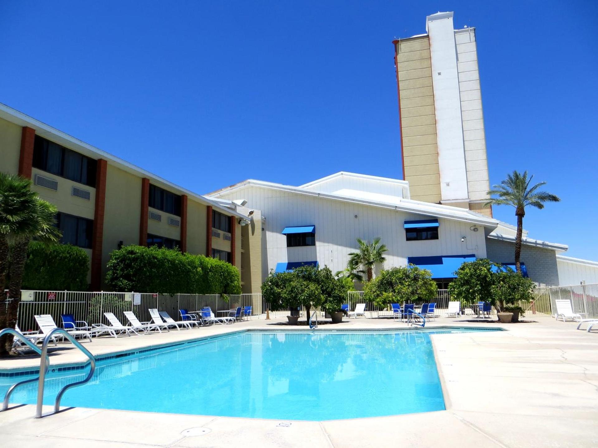 Laughlin River Lodge photo 2