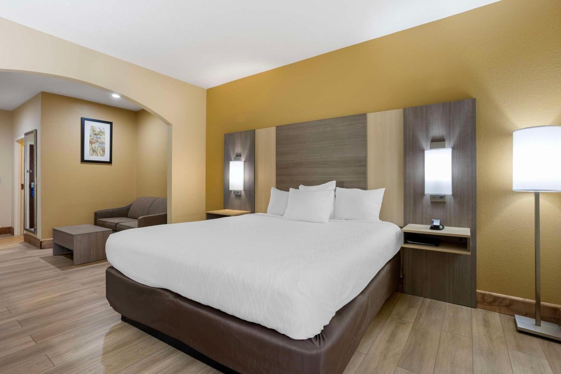 Best Western Plus Springfield Airport Inn photo 14