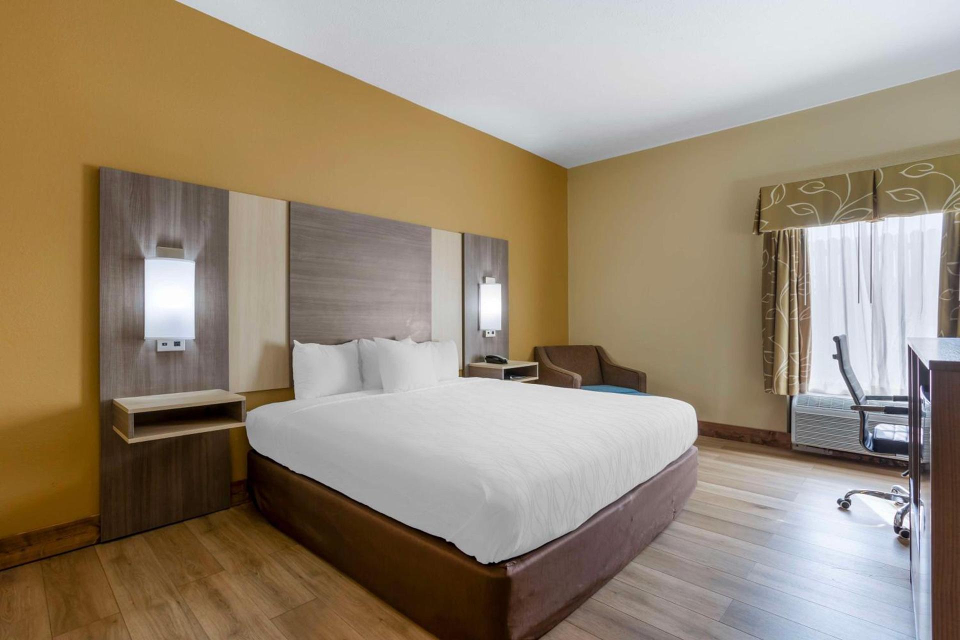 Best Western Plus Springfield Airport Inn photo 25