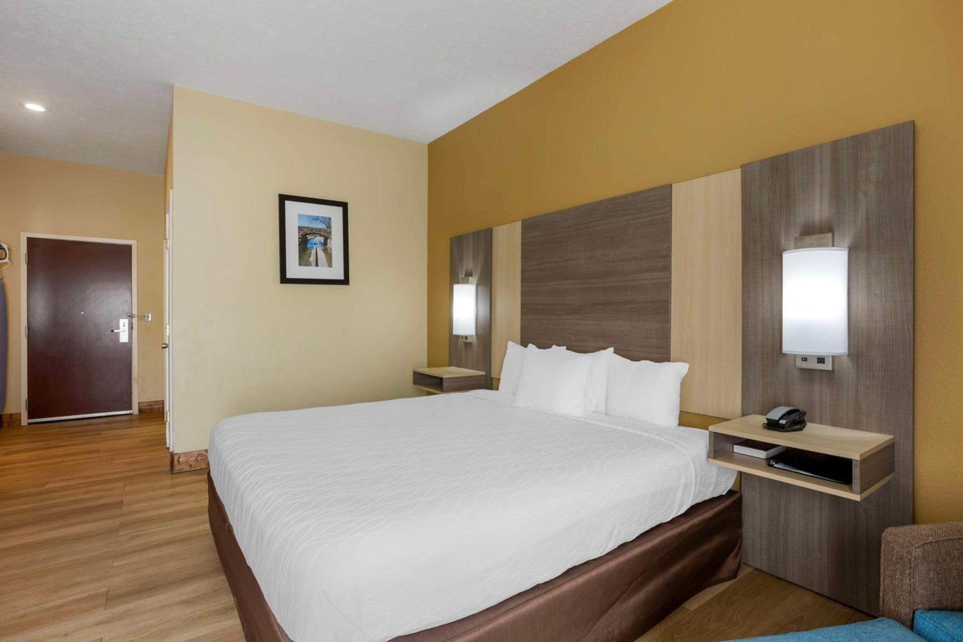 Best Western Plus Springfield Airport Inn photo 26