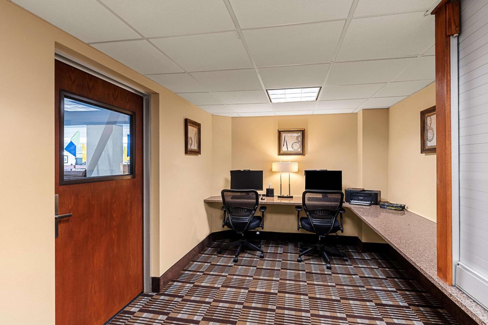 Best Western Bridgeview Hotel photo 8