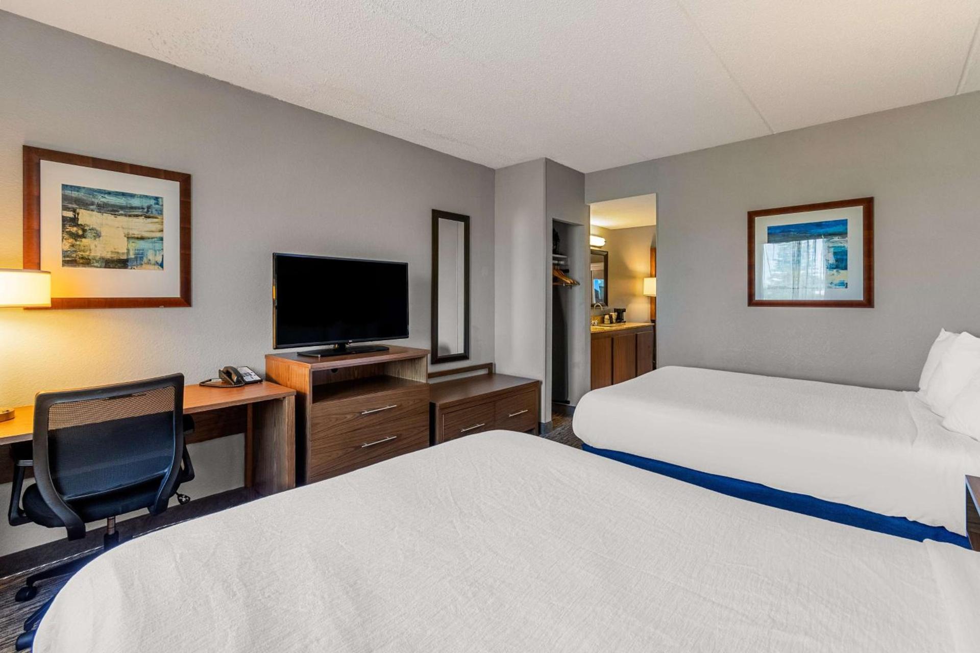 Best Western Bridgeview Hotel photo 31