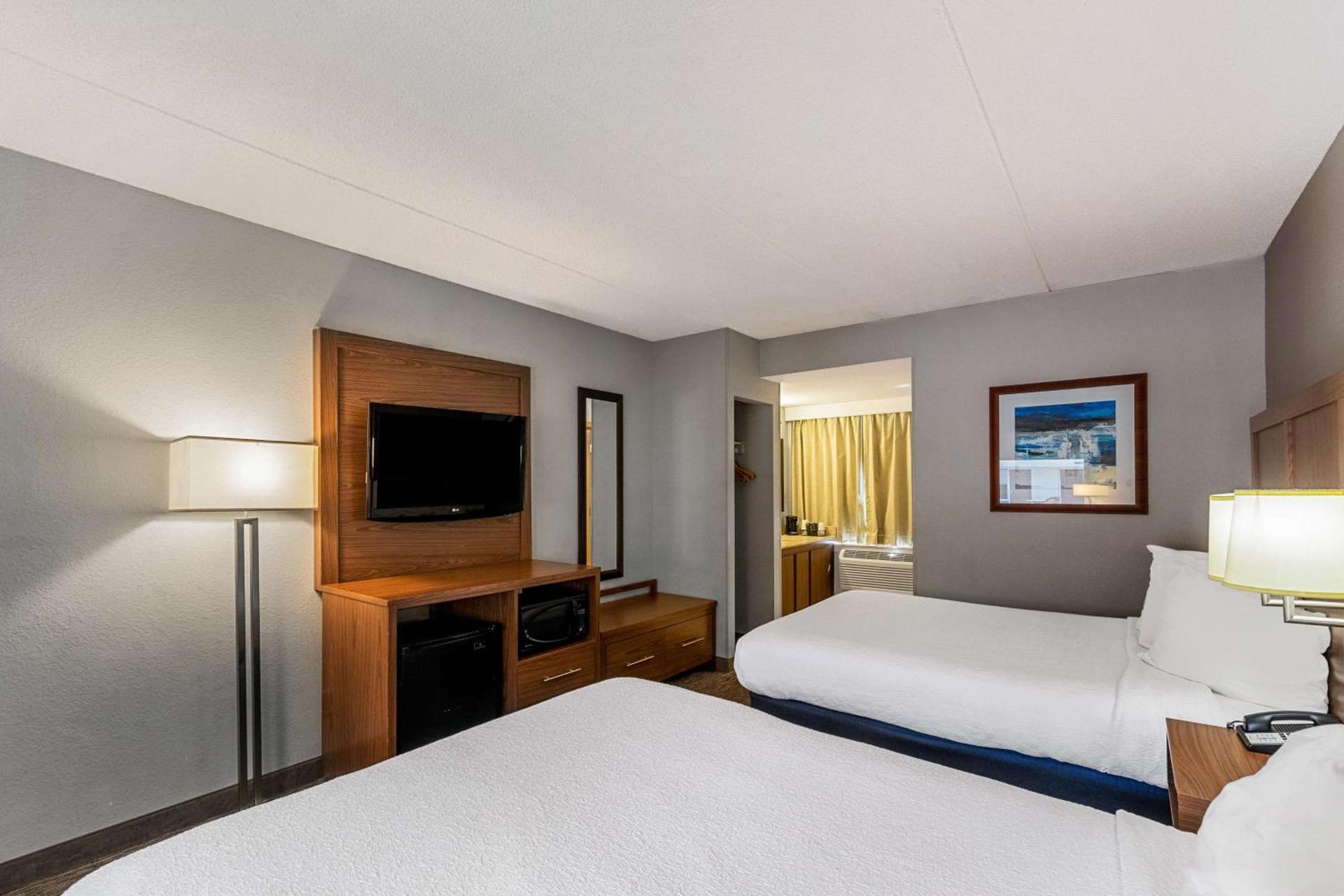 Best Western Bridgeview Hotel photo 33