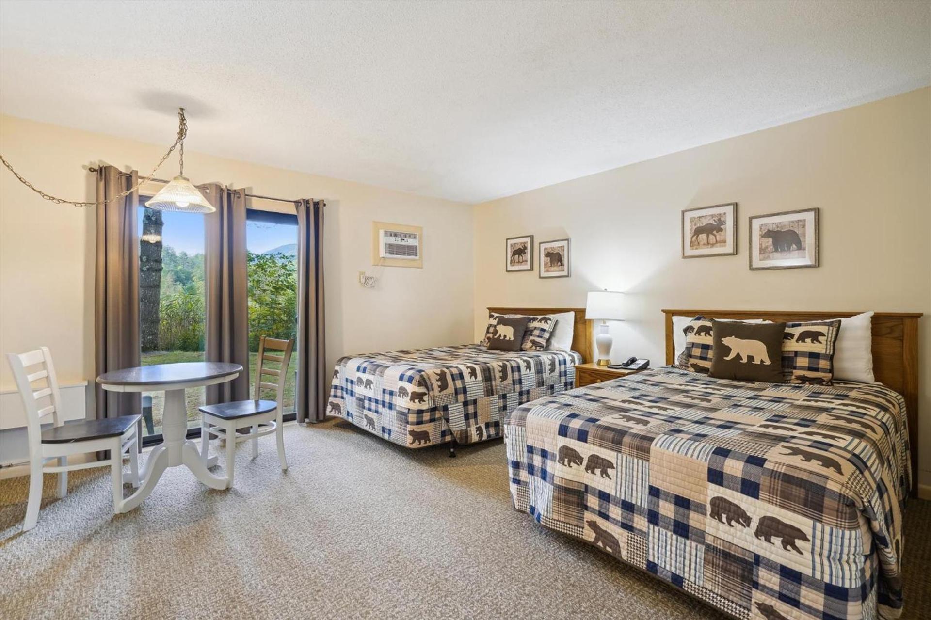 Cedarbrook Hotel Room w/2 doubles 101 photo 12