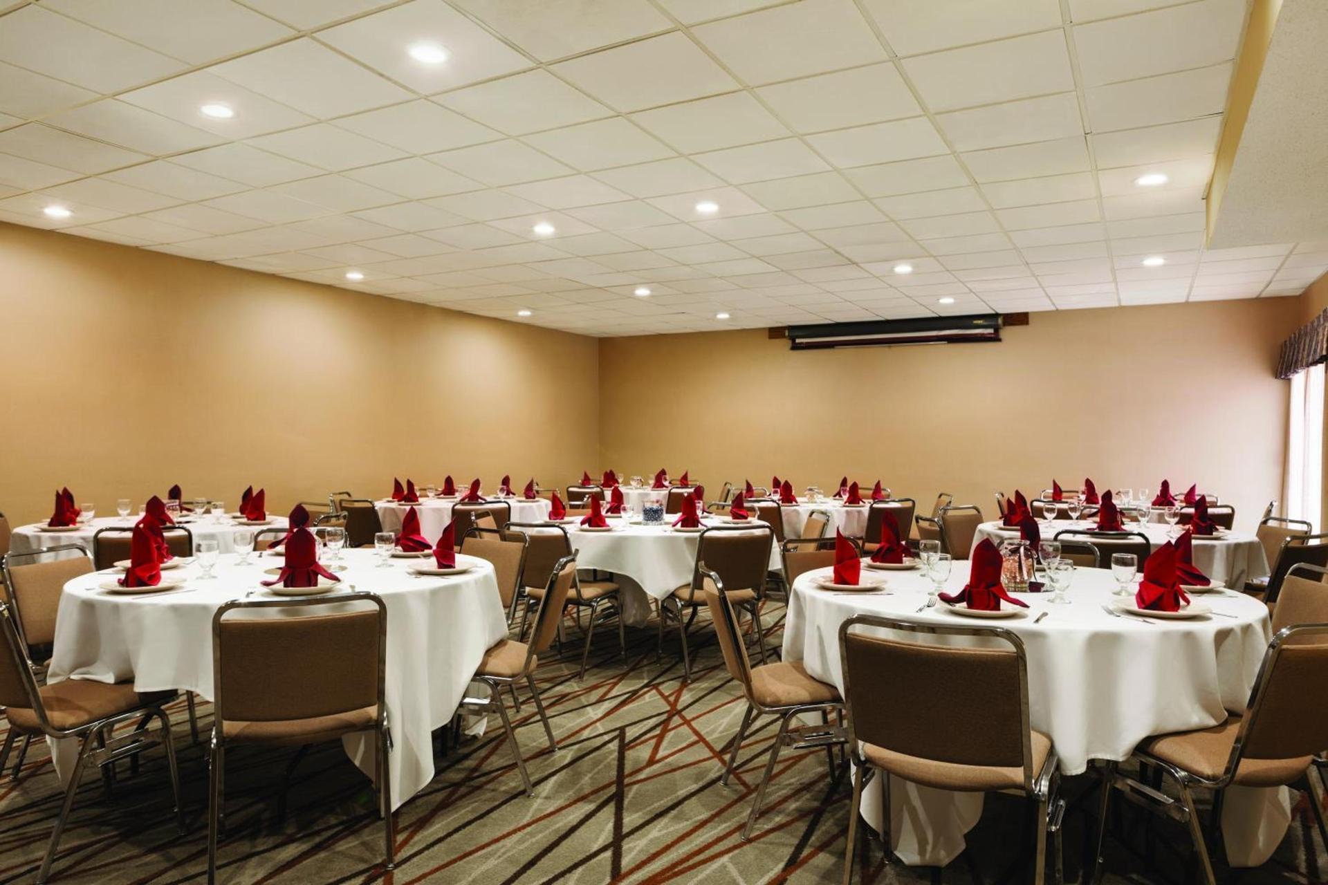 Radisson Akron-Fairlawn Copley photo 56