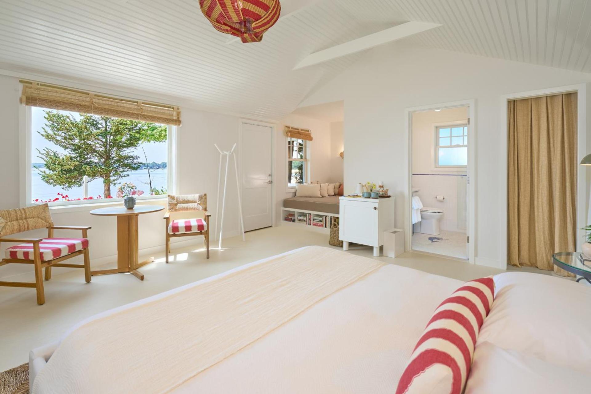 Silver Sands Motel & Beach Bungalows photo 18