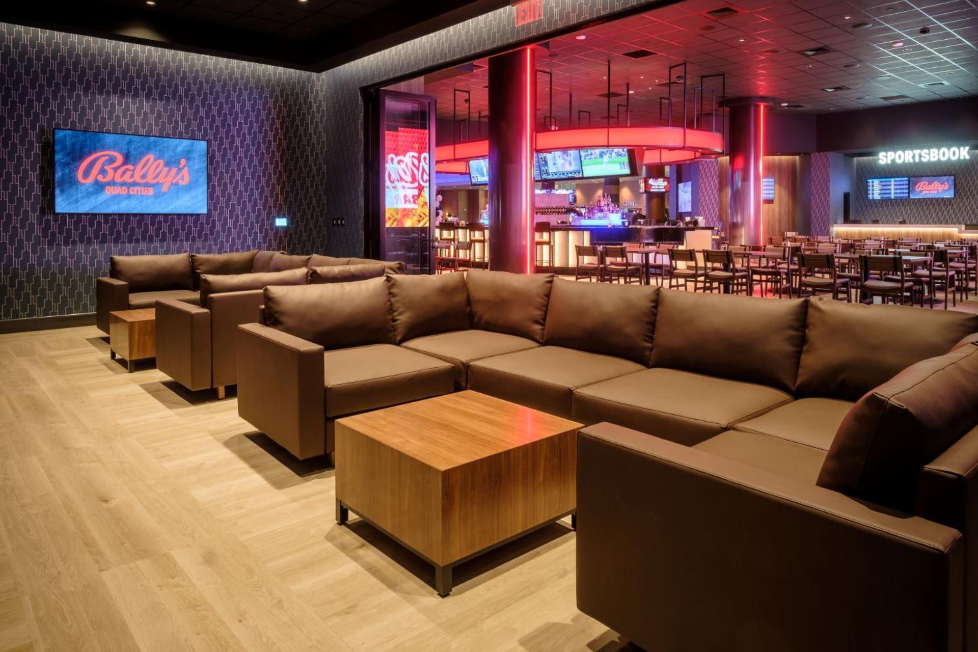 Bally's Quad Cities Casino & Hotel photo 12