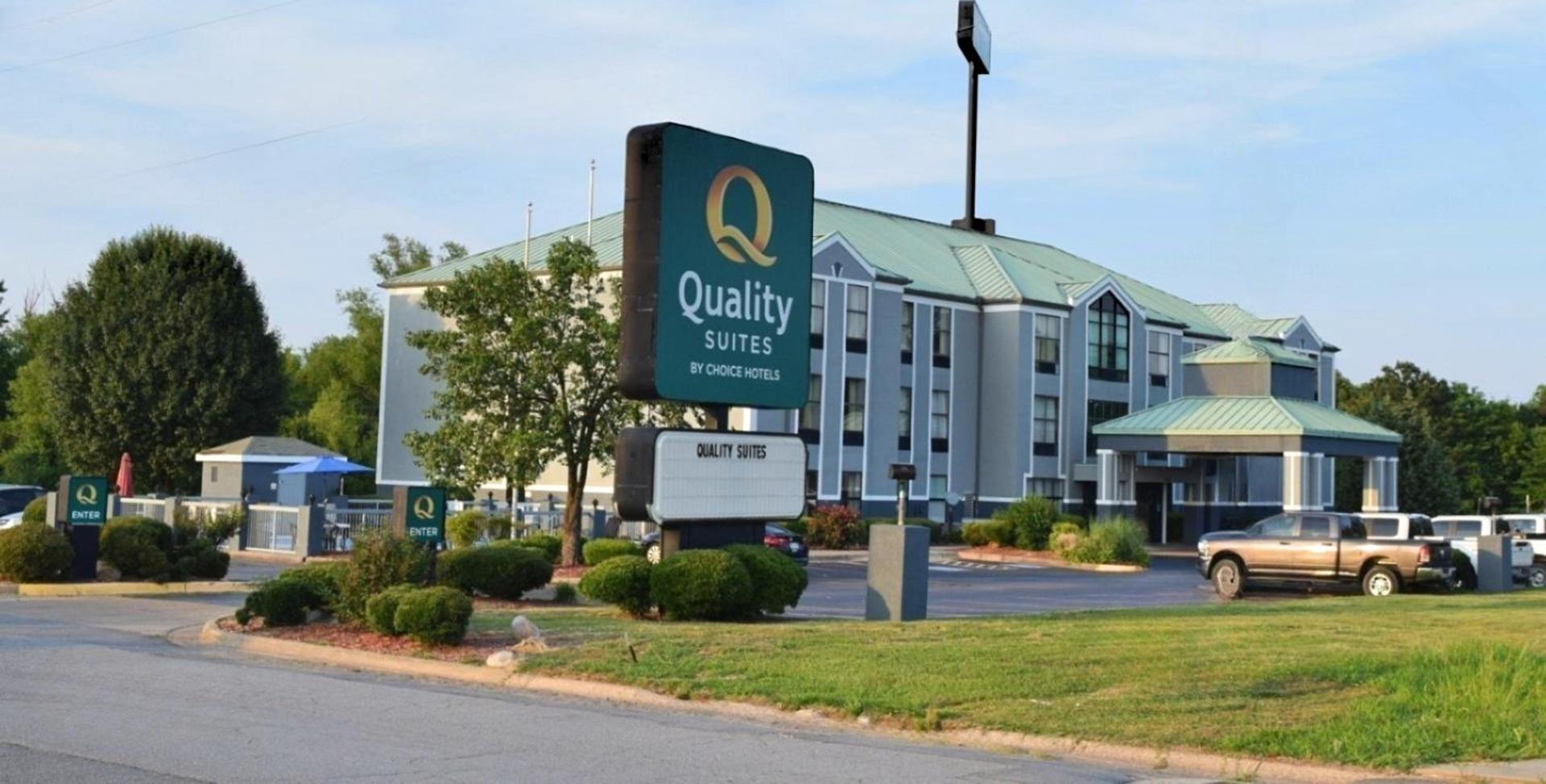Quality Suites Maumelle - Little Rock Northwest — hotel in Maumelle