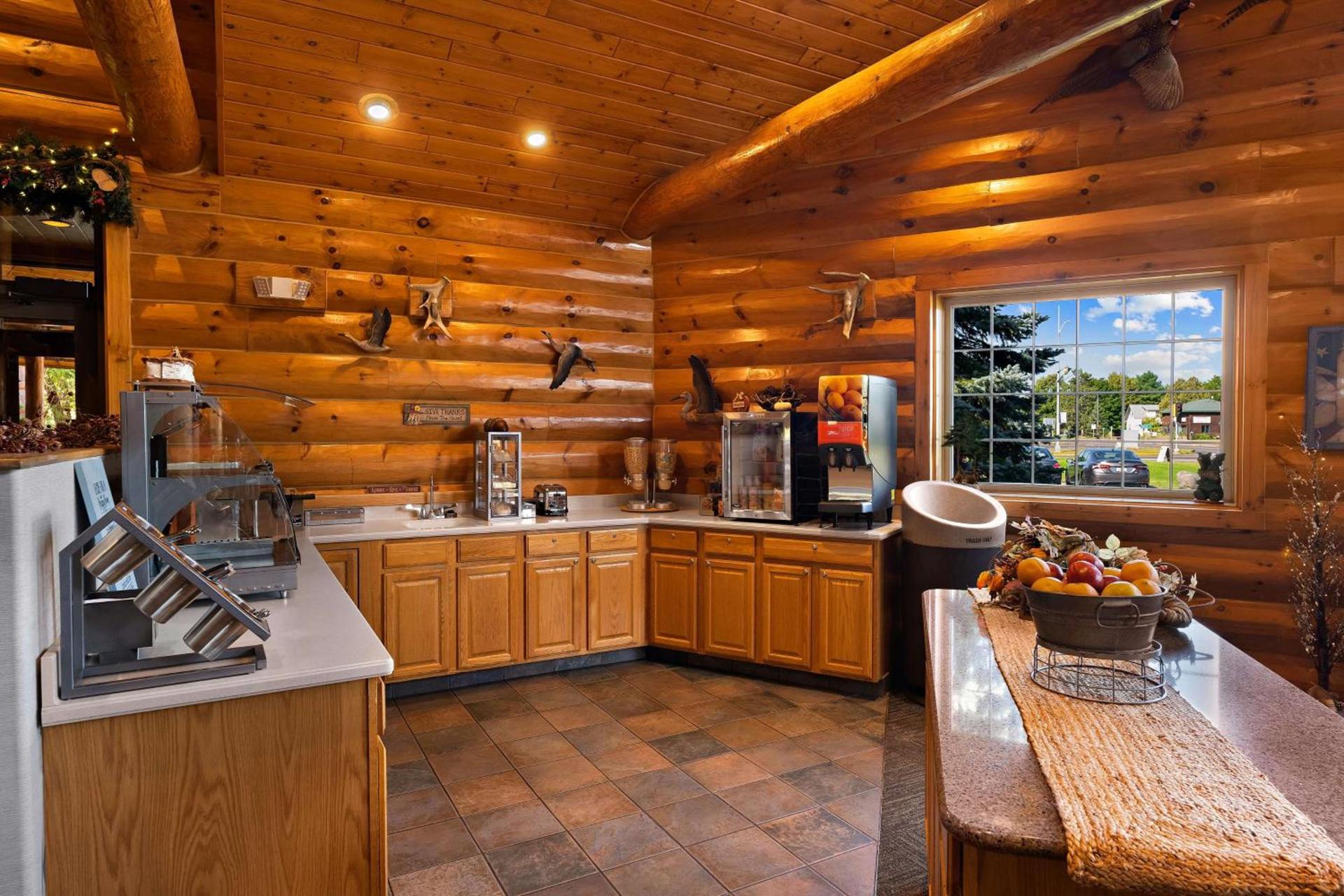 Best Western Northwoods Lodge photo 7
