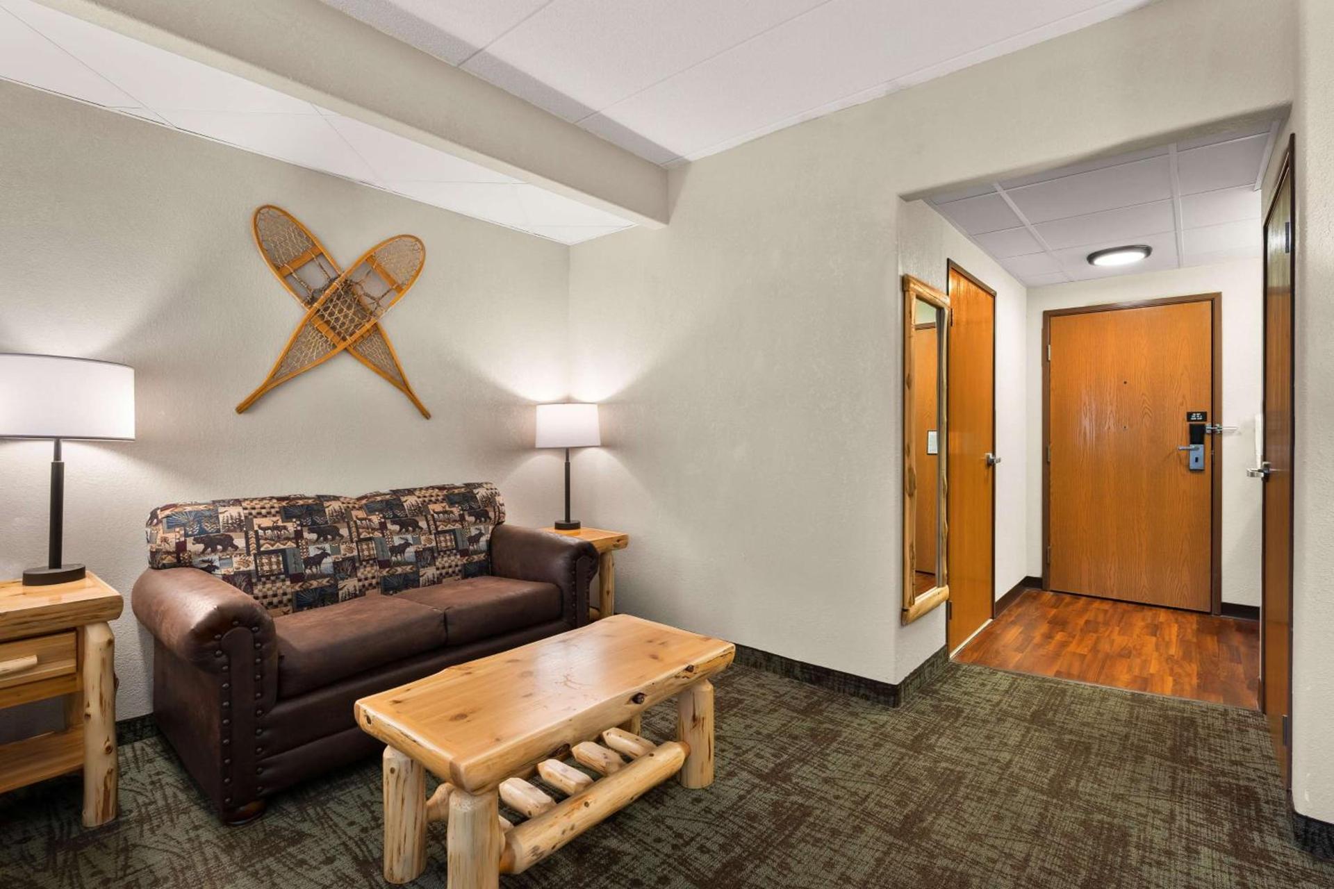 Best Western Northwoods Lodge photo 18