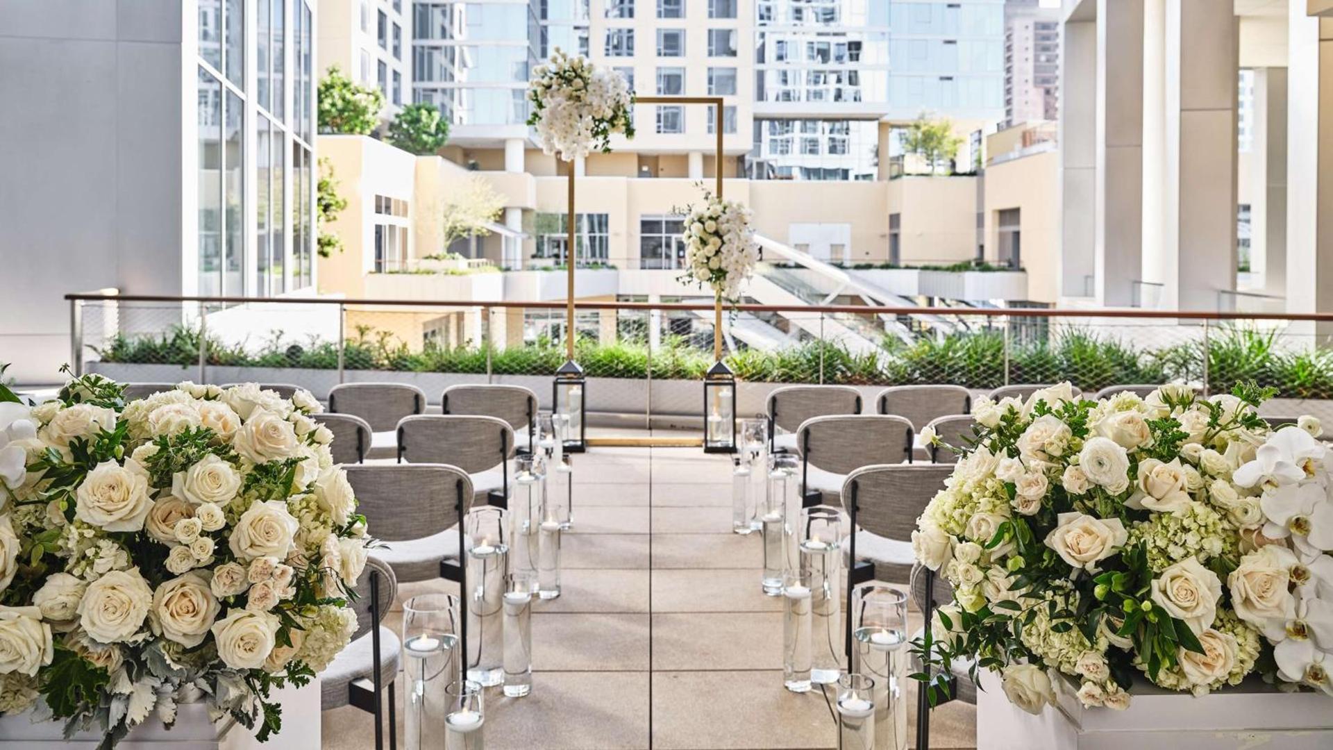 Conrad Los Angeles photo 15