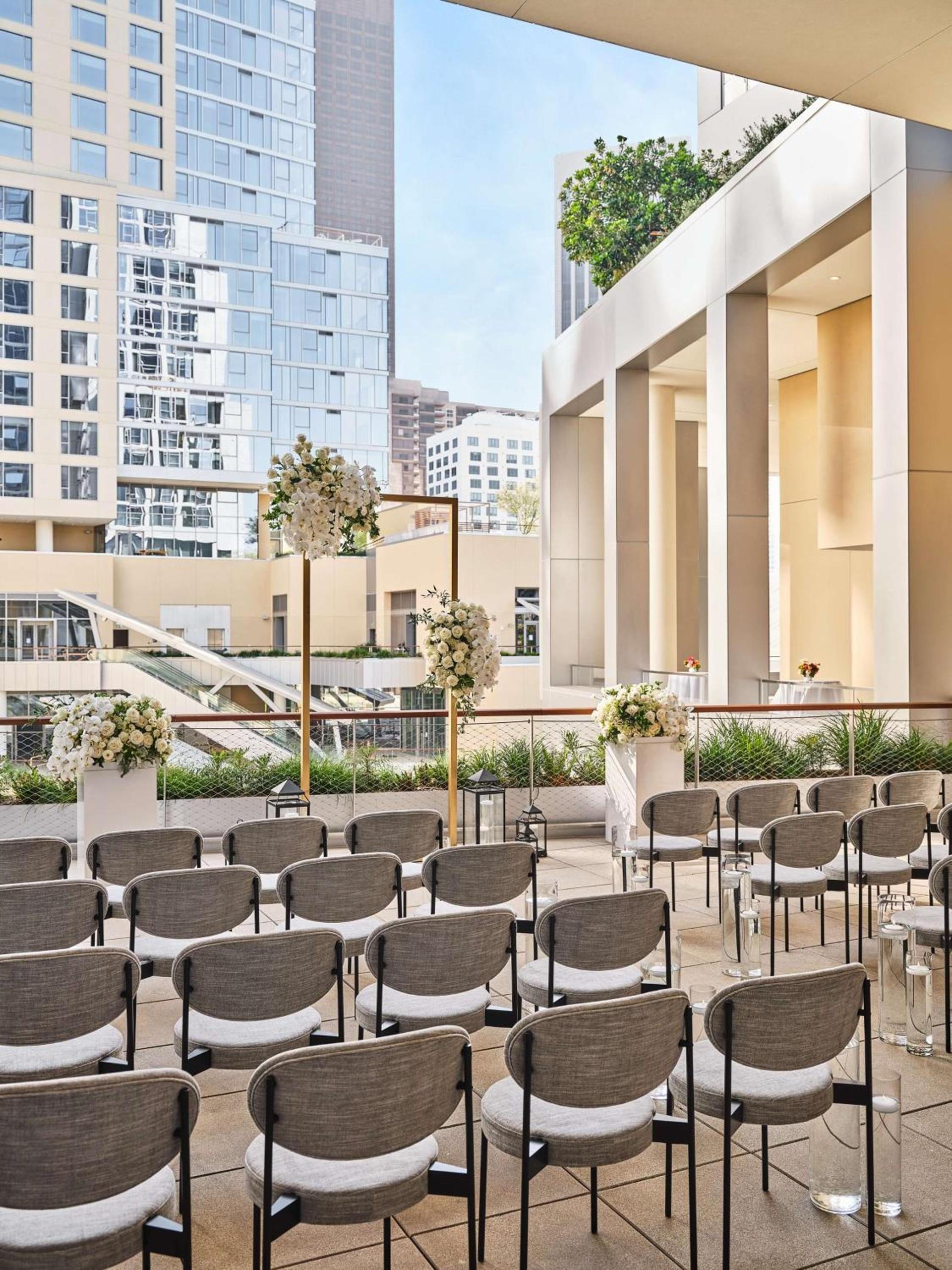 Conrad Los Angeles photo 17
