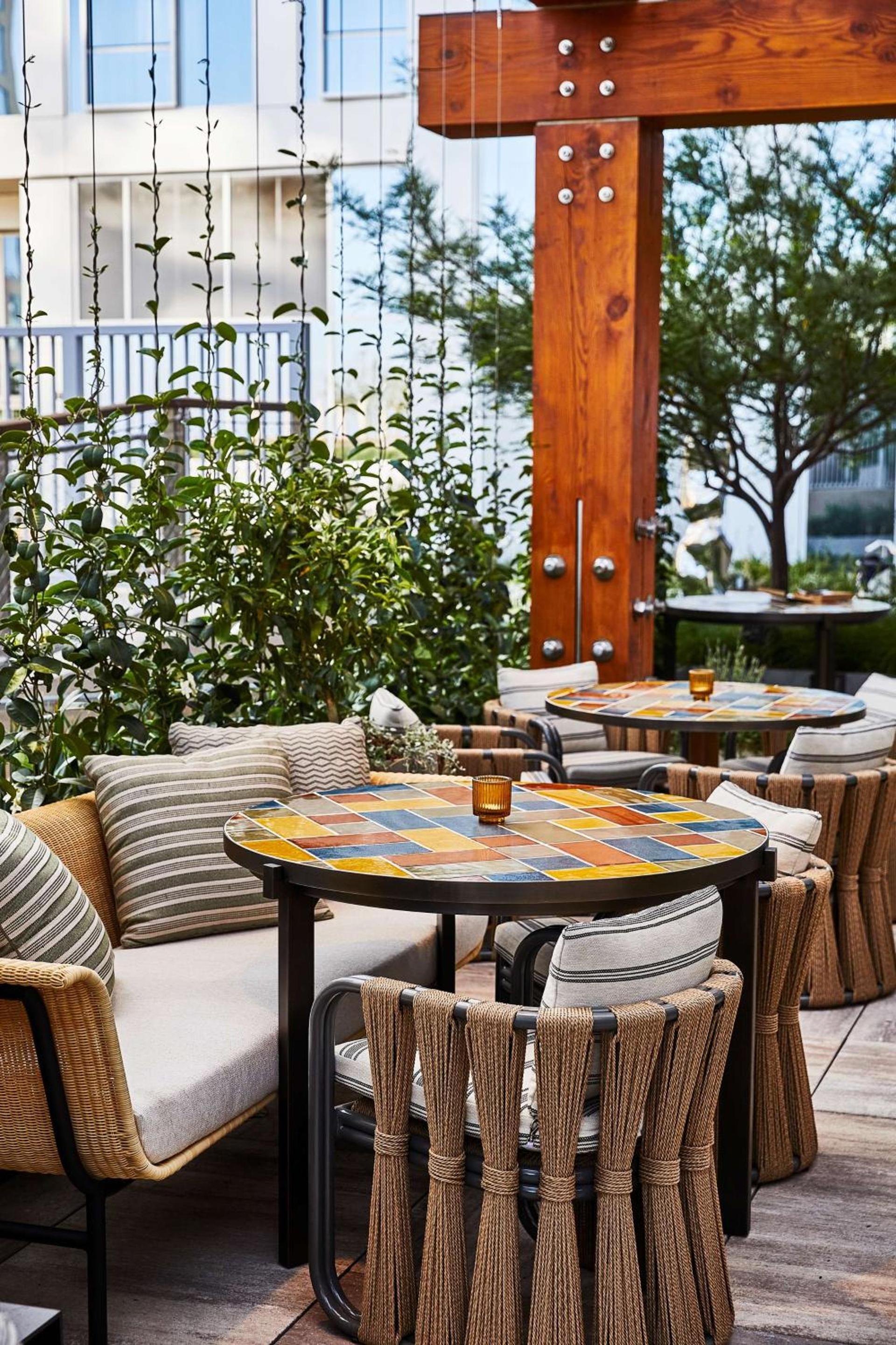 Conrad Los Angeles photo 63