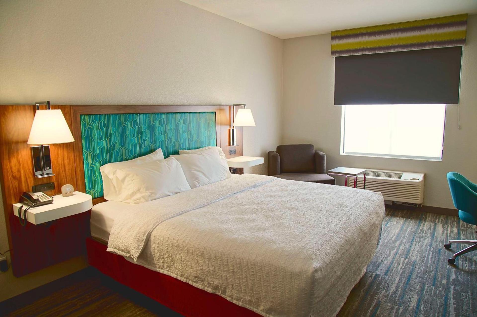 Hampton Inn & Suites Cathedral City photo 10
