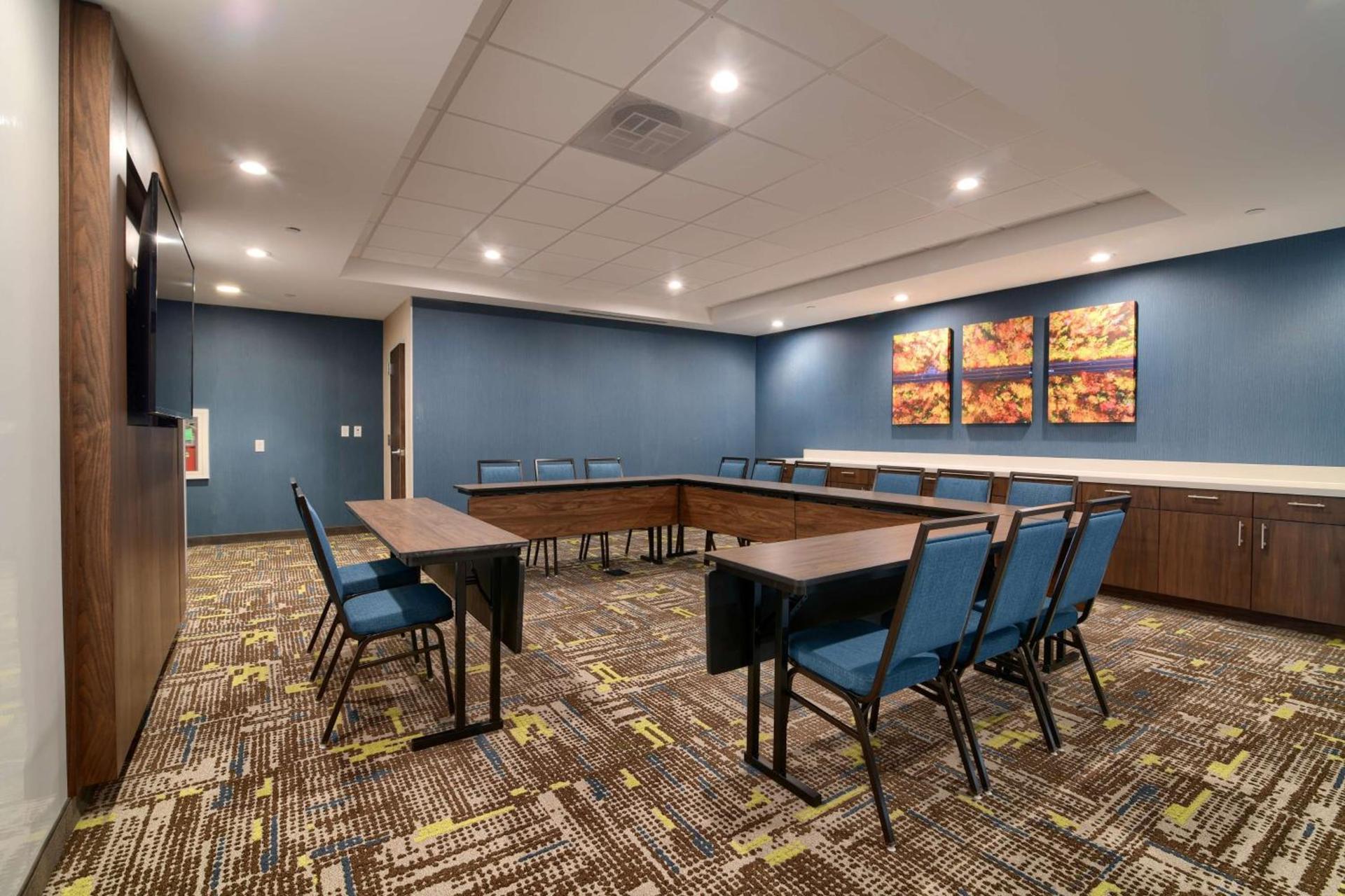 Hampton Inn Lincoln White Mountains photo 32