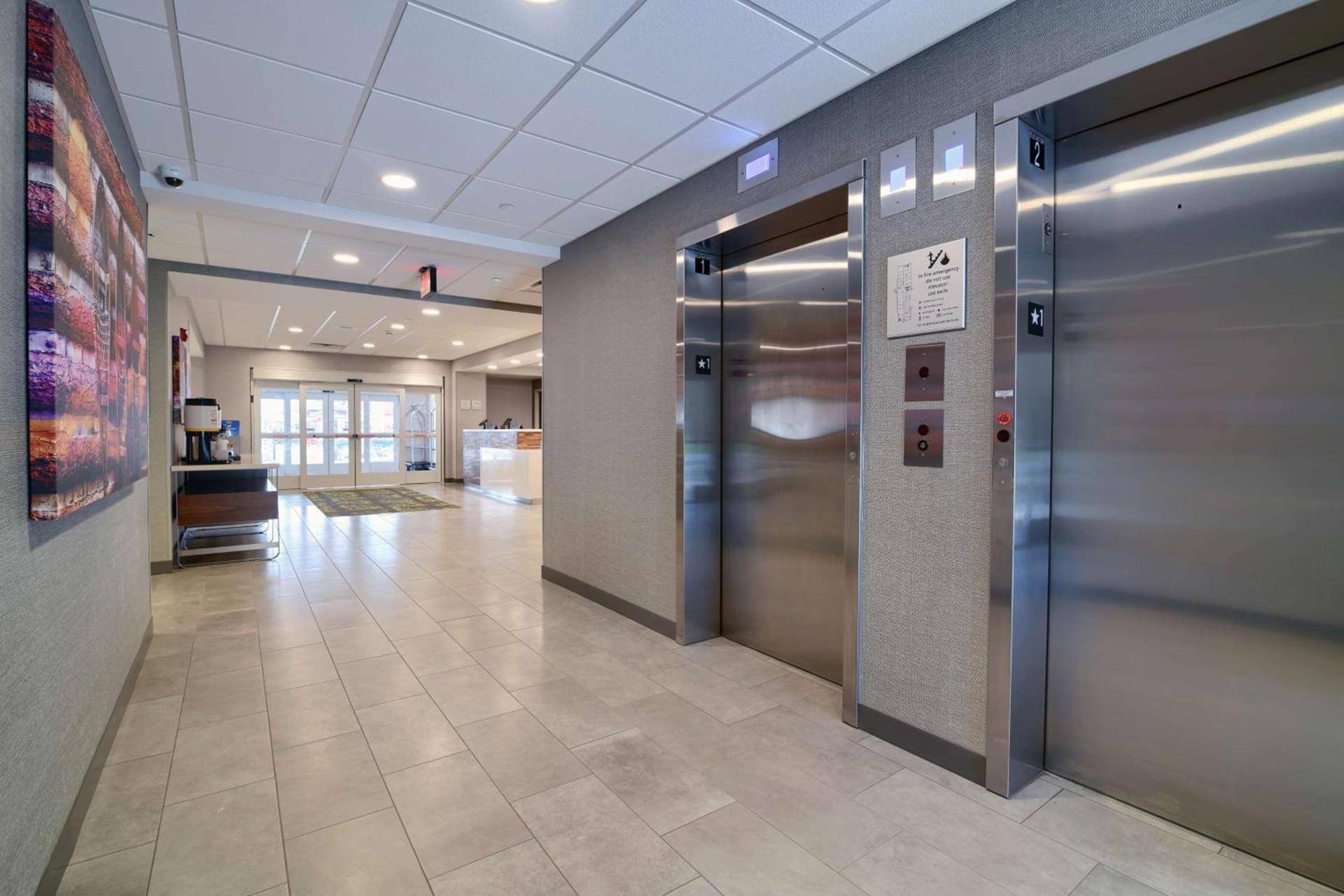Hampton Inn Lincoln White Mountains photo 34