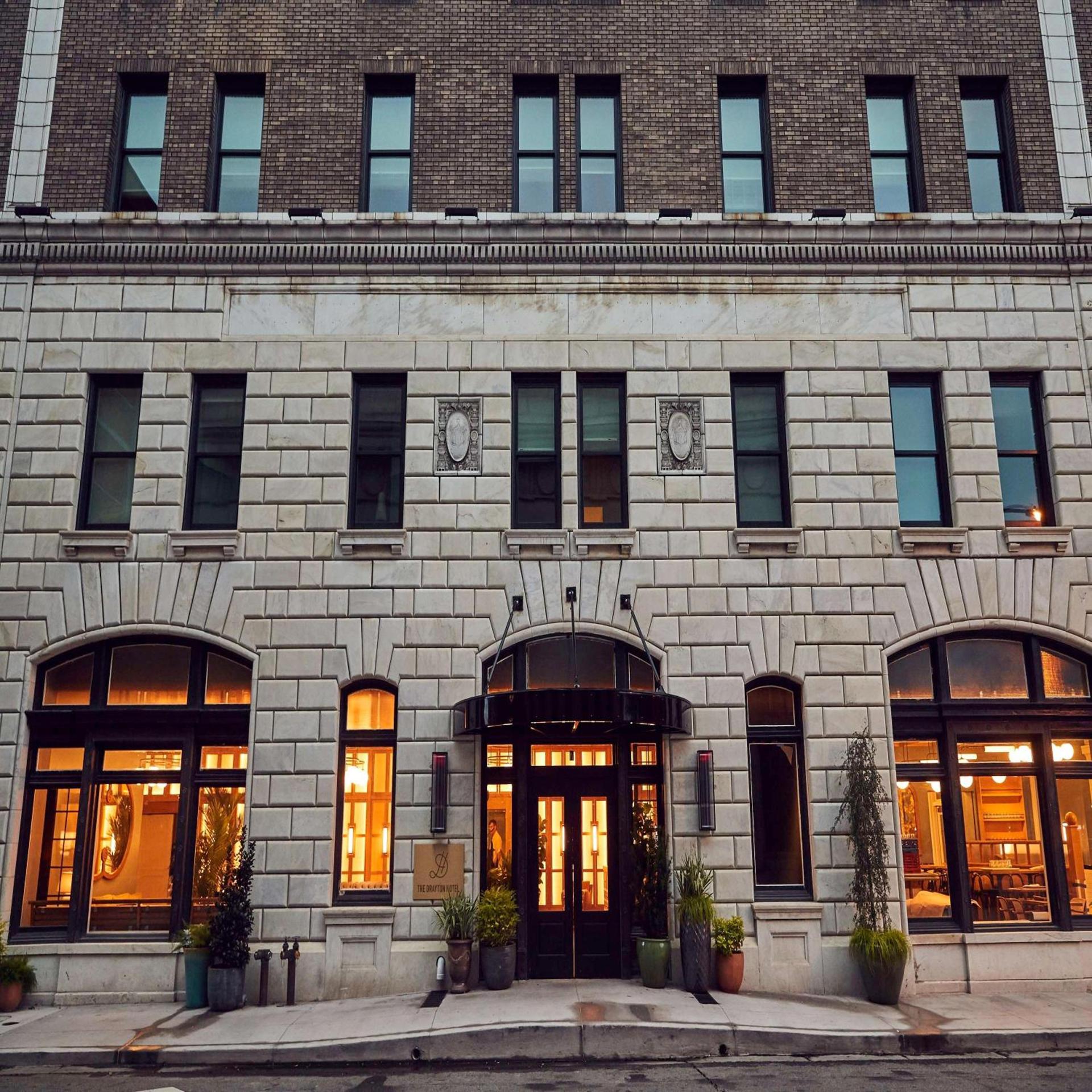 The Drayton Hotel Savannah, Curio Collection by Hilton photo 1