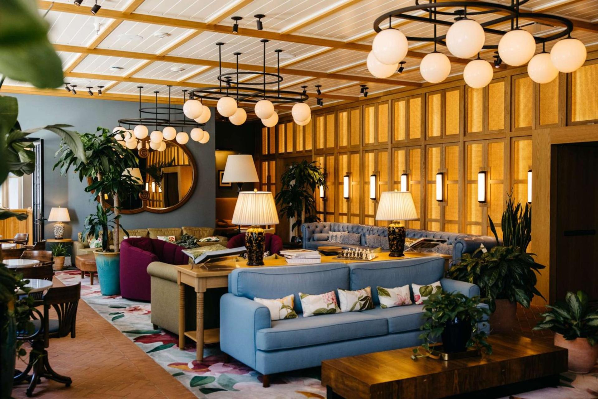 The Drayton Hotel Savannah, Curio Collection by Hilton photo 4
