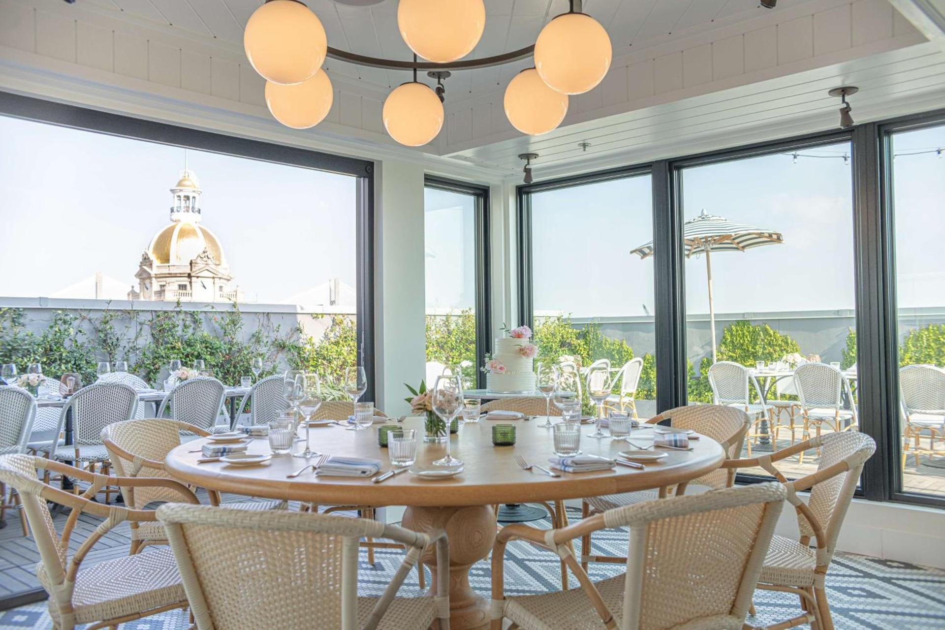 The Drayton Hotel Savannah, Curio Collection by Hilton photo 21