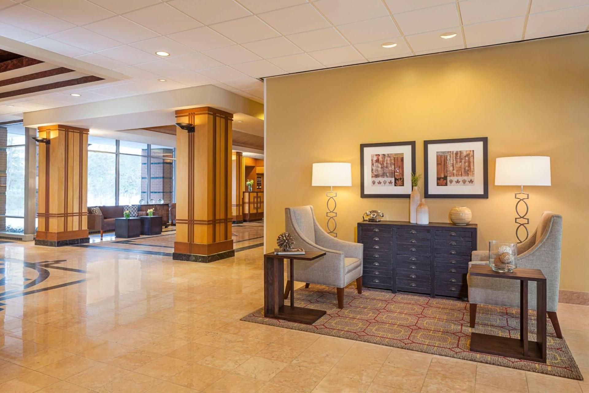 Hampton Inn & Suites Downers Grove Chicago photo 4