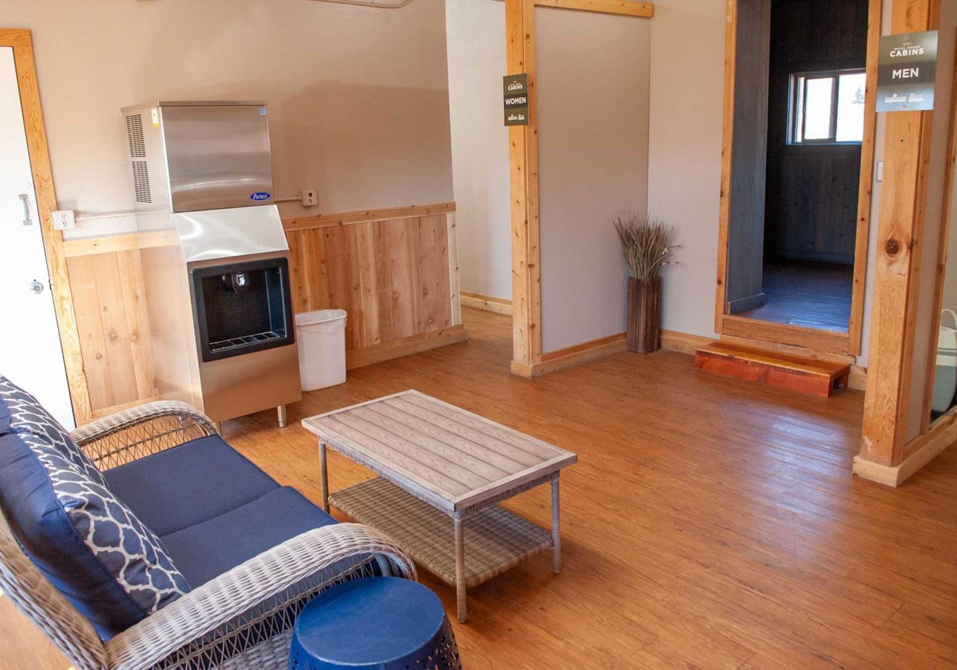 Royal Gorge Cabins photo 32