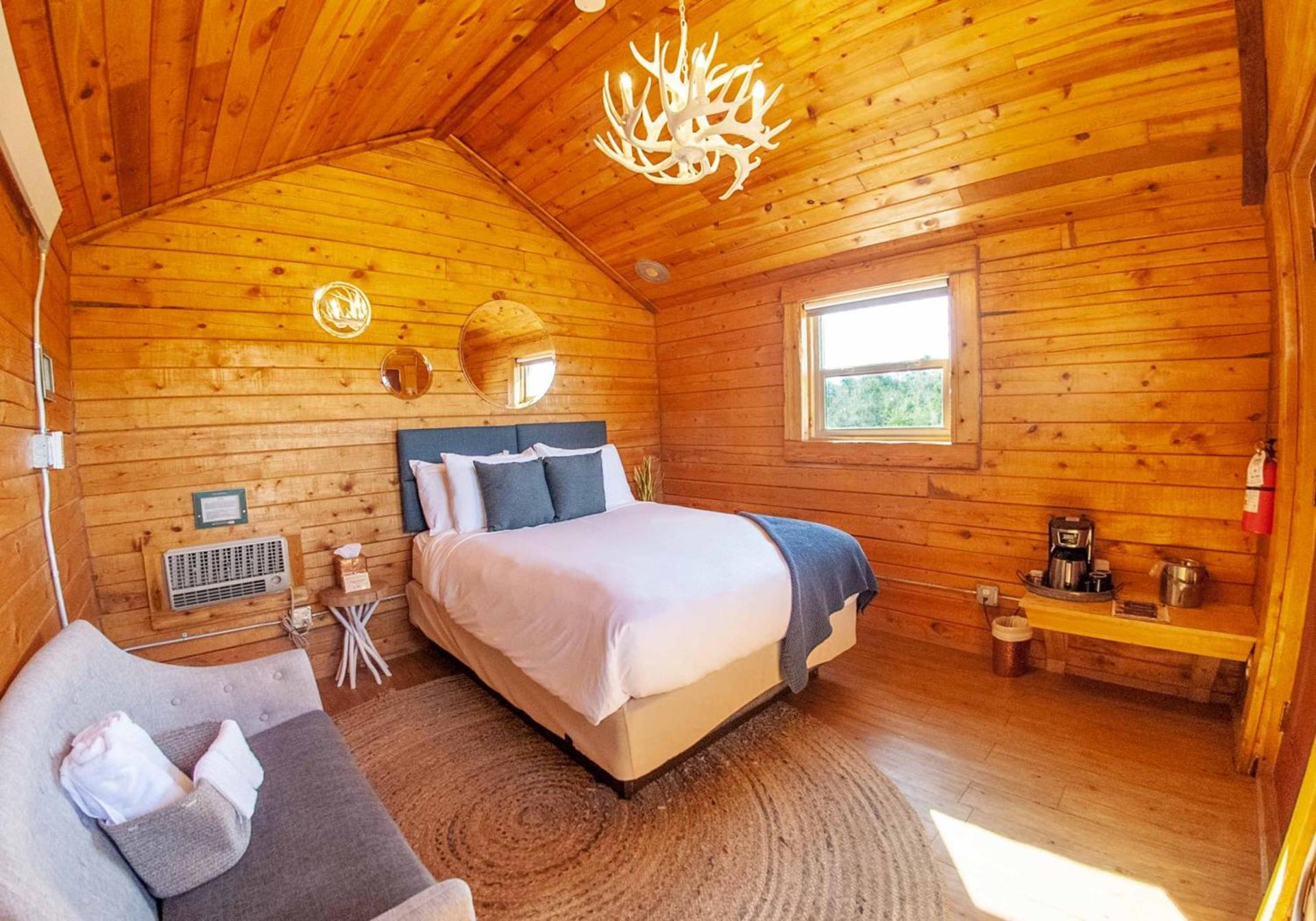 Royal Gorge Cabins photo 83