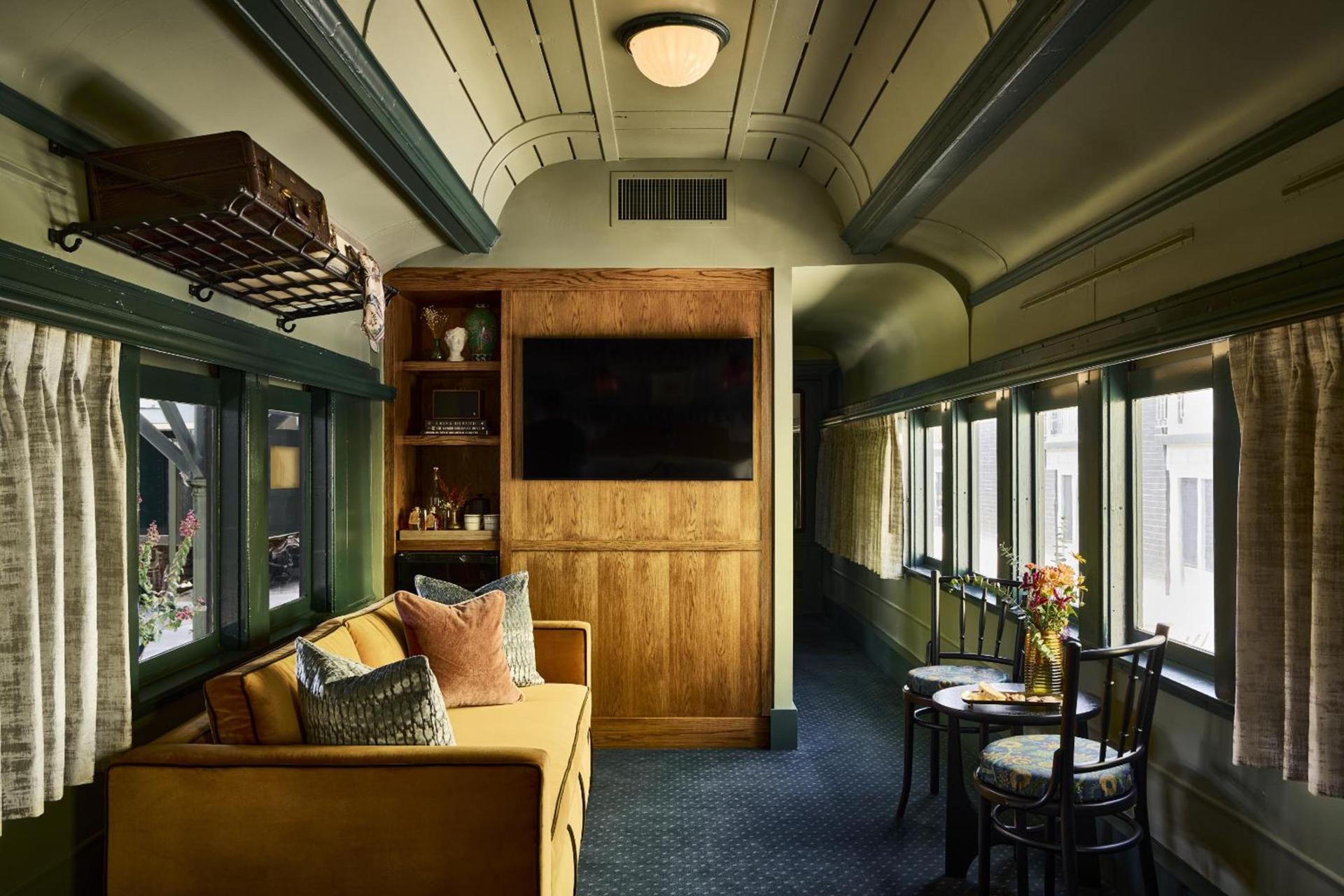 The Hotel Chalet at The Choo Choo photo 31