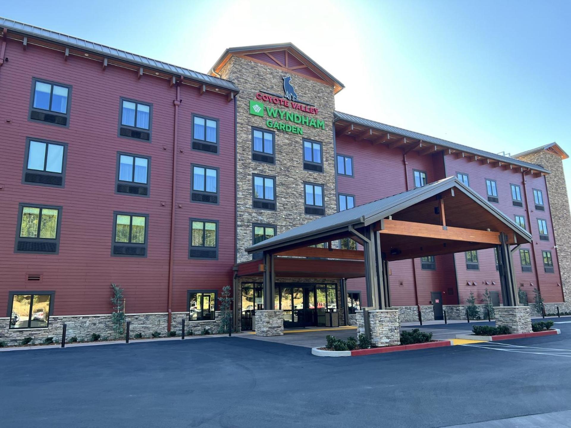 Wyndham Garden Redwood Valley - Ukiah photo 31