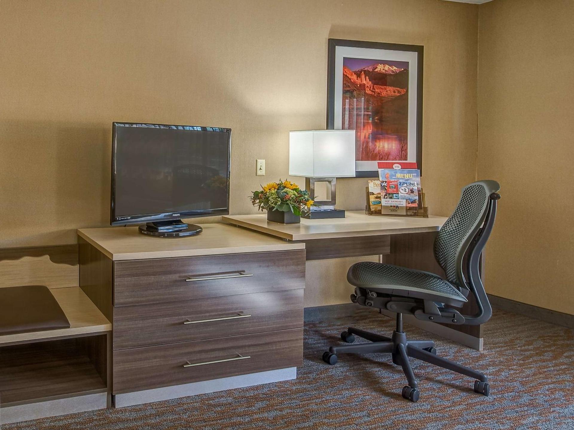 Best Western Plus Canyonlands Inn photo 33