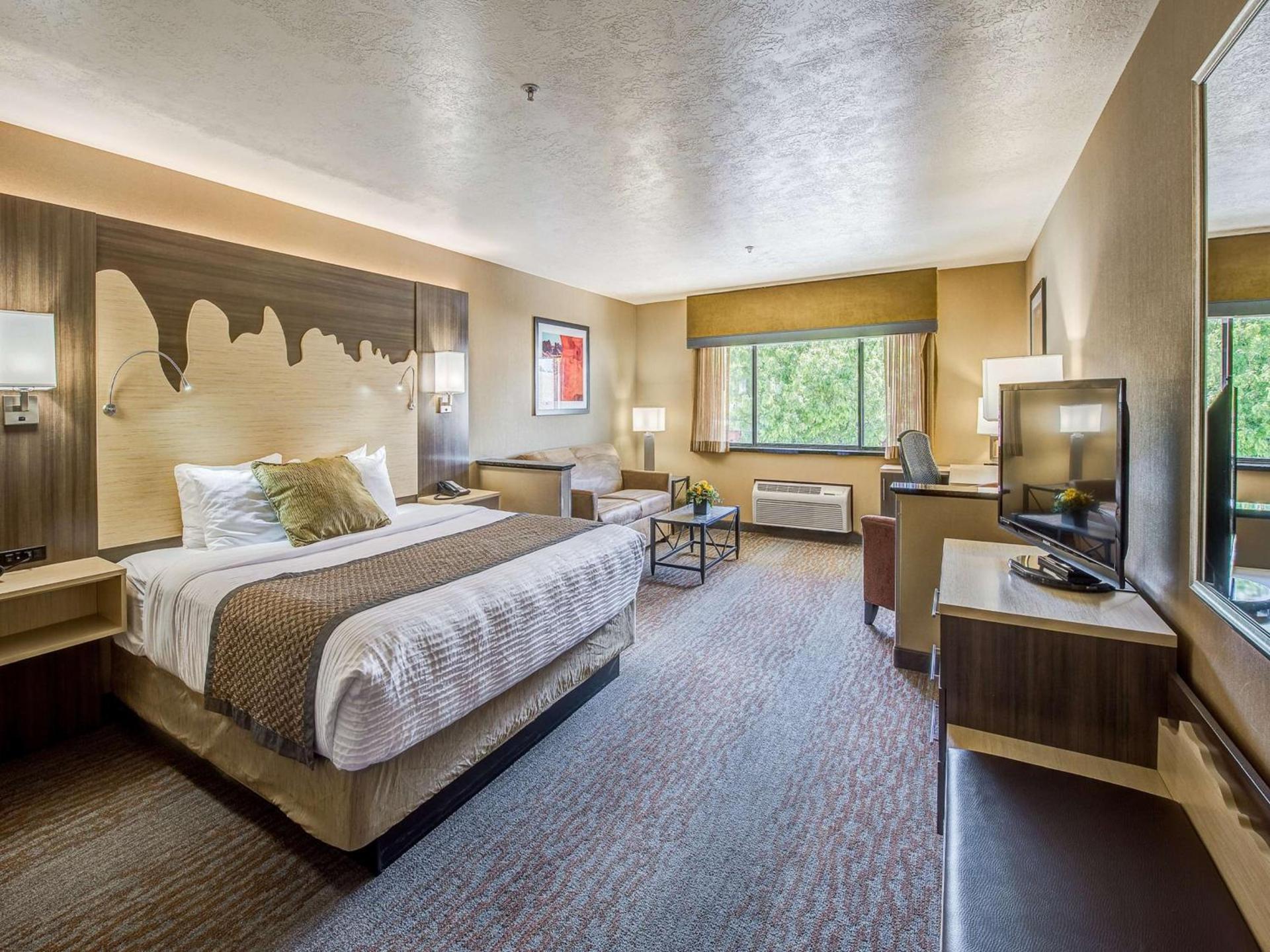 Best Western Plus Canyonlands Inn photo 34