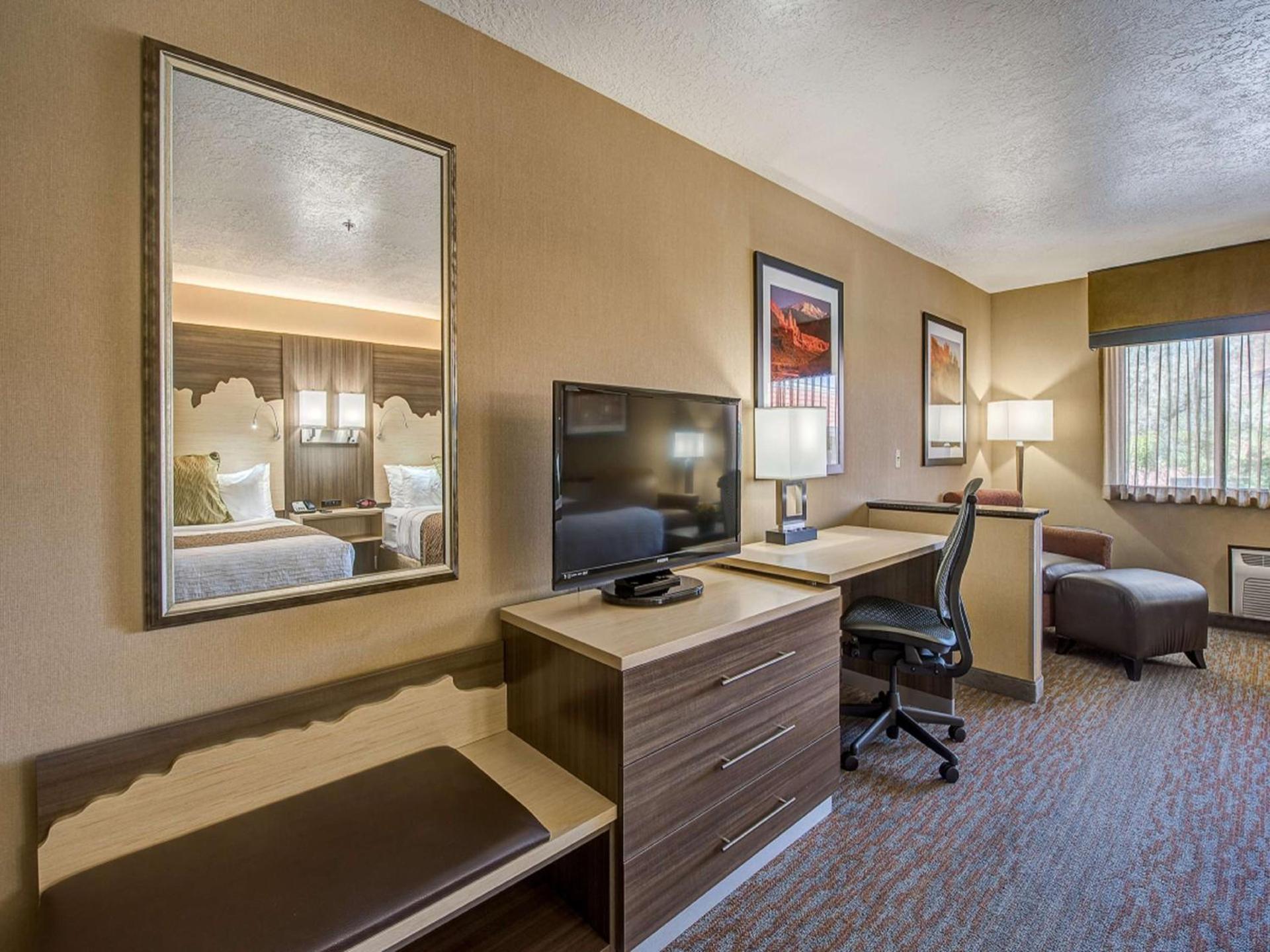 Best Western Plus Canyonlands Inn photo 54