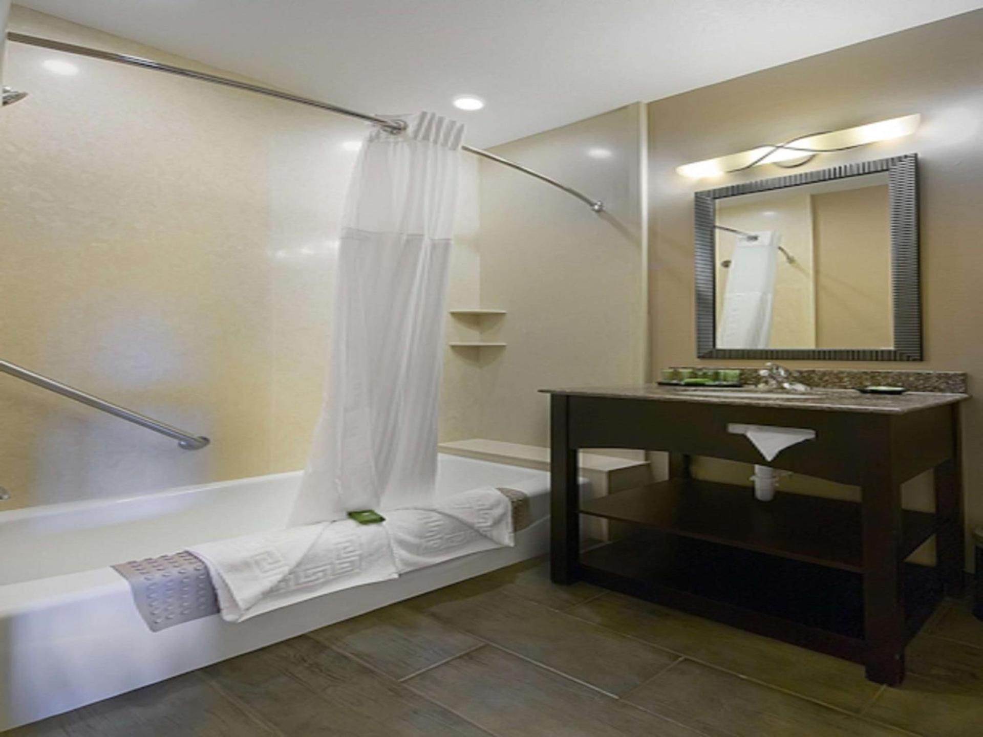 Best Western Plus Canyonlands Inn photo 57