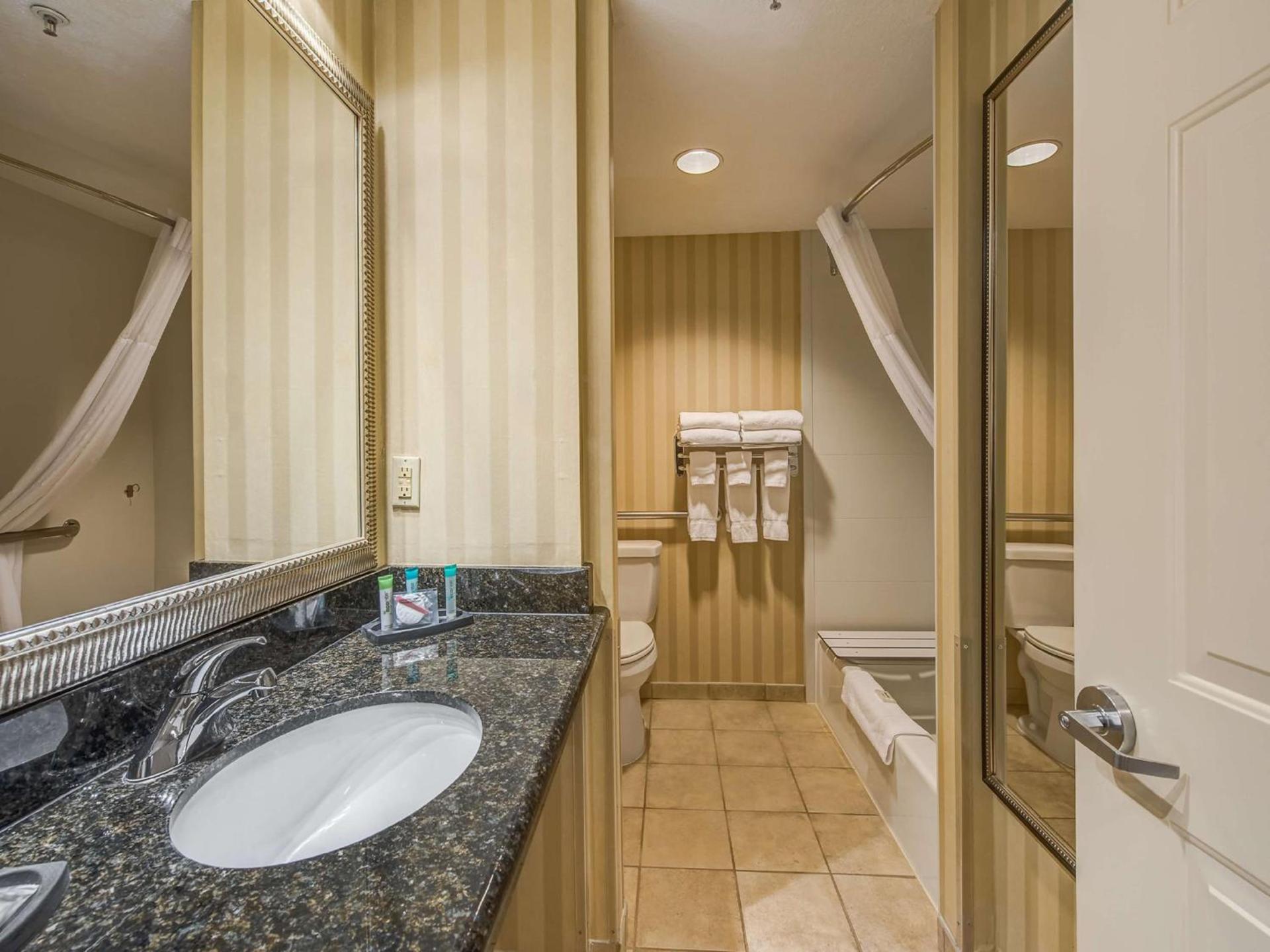 Best Western Plus Canyonlands Inn photo 61