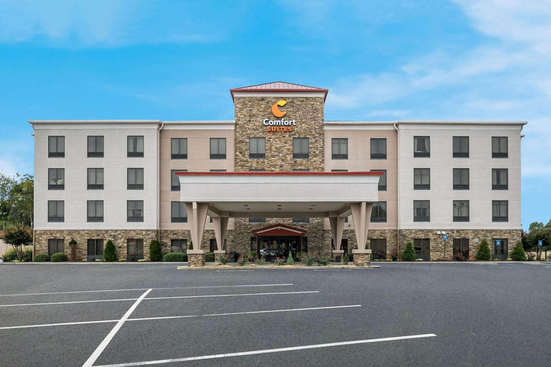 Comfort Suites Commerce photo 2