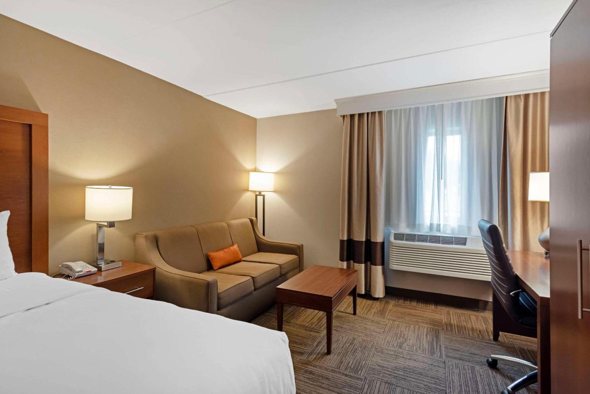 Comfort Inn Bangor North photo 8