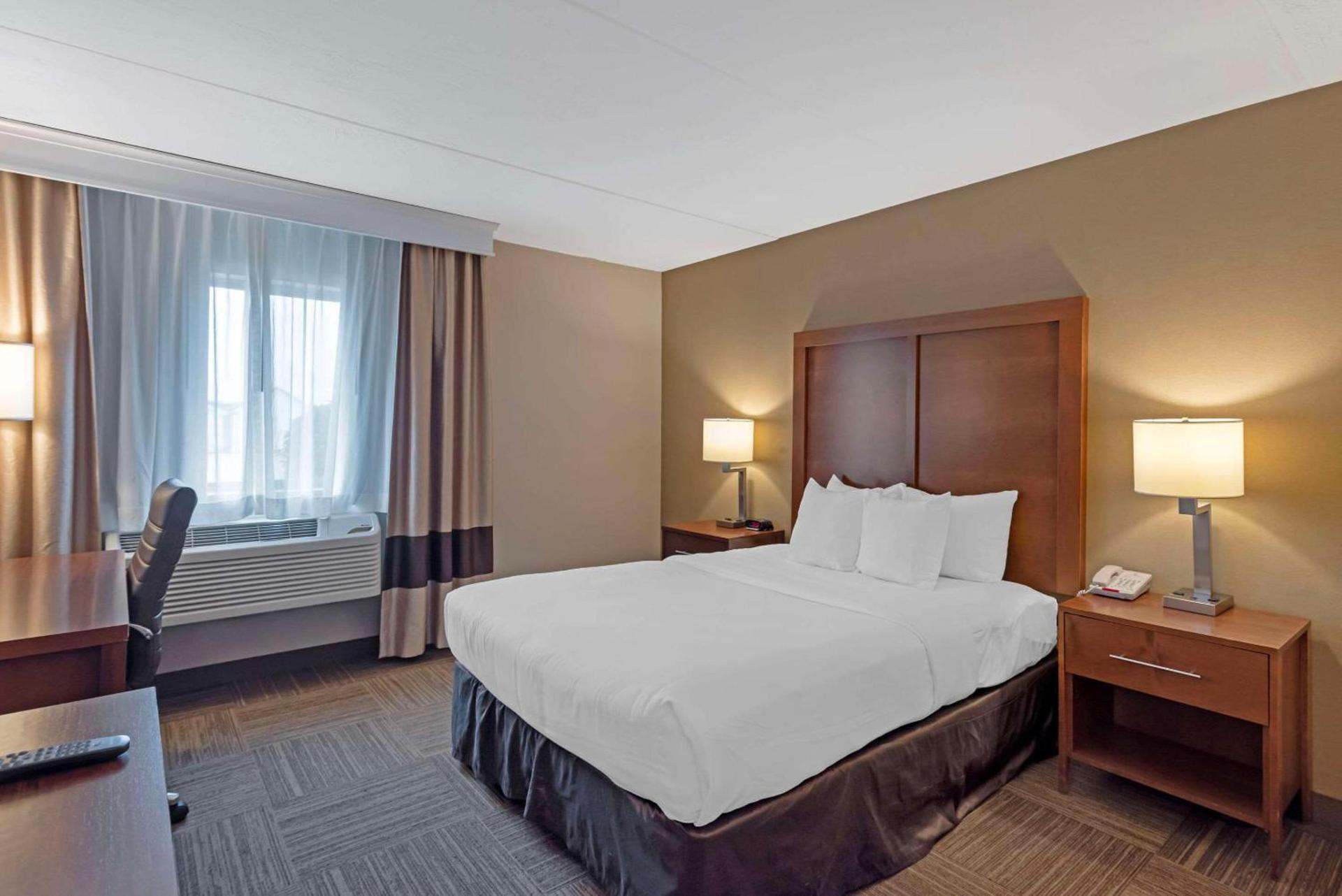 Comfort Inn Bangor North photo 13