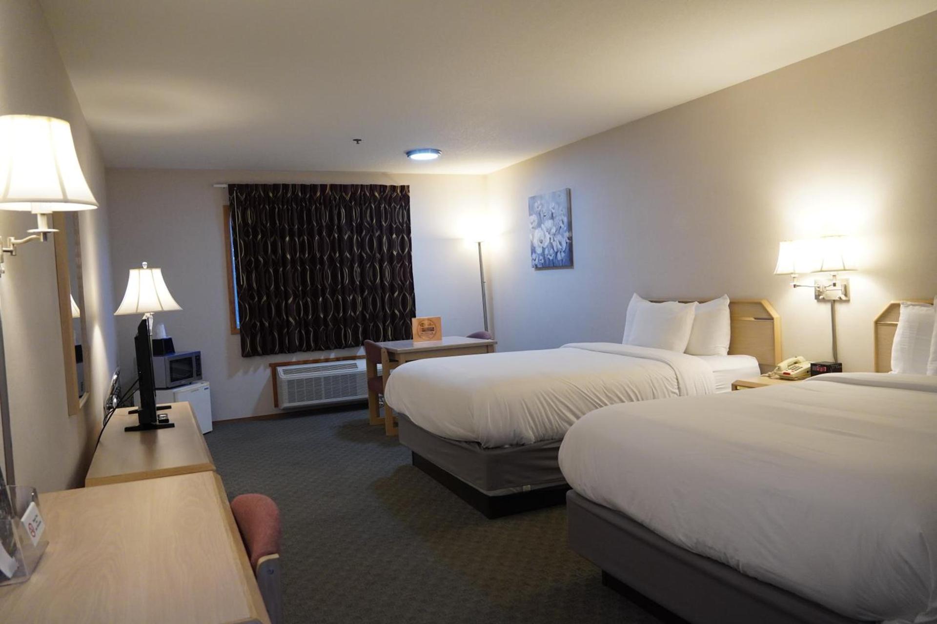 Timberland Inn & Suites photo 52