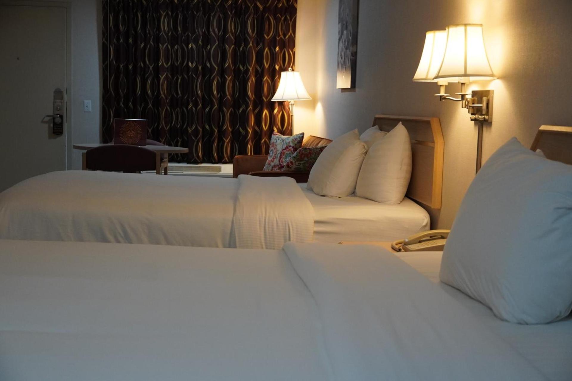 Timberland Inn & Suites photo 54