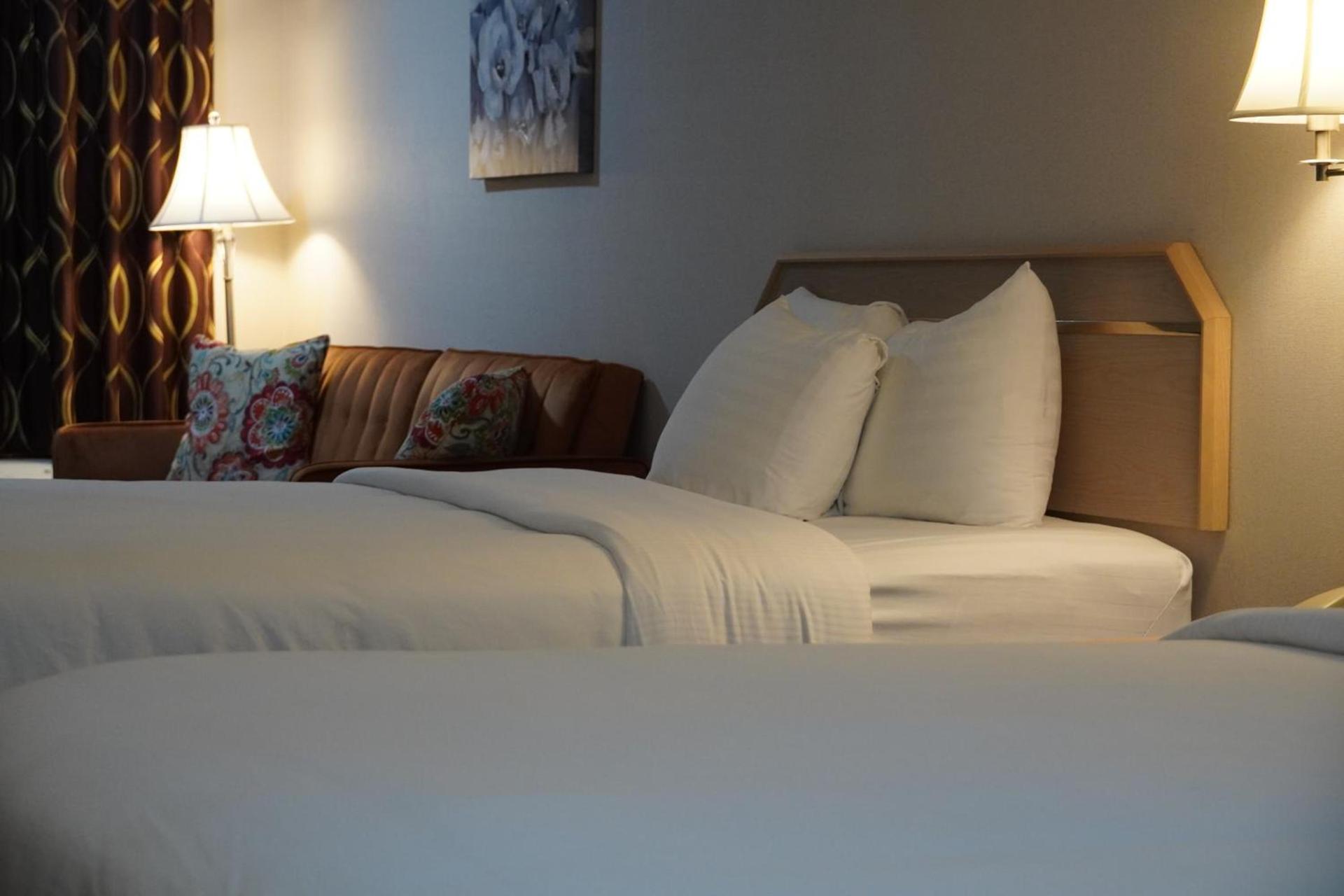 Timberland Inn & Suites photo 65