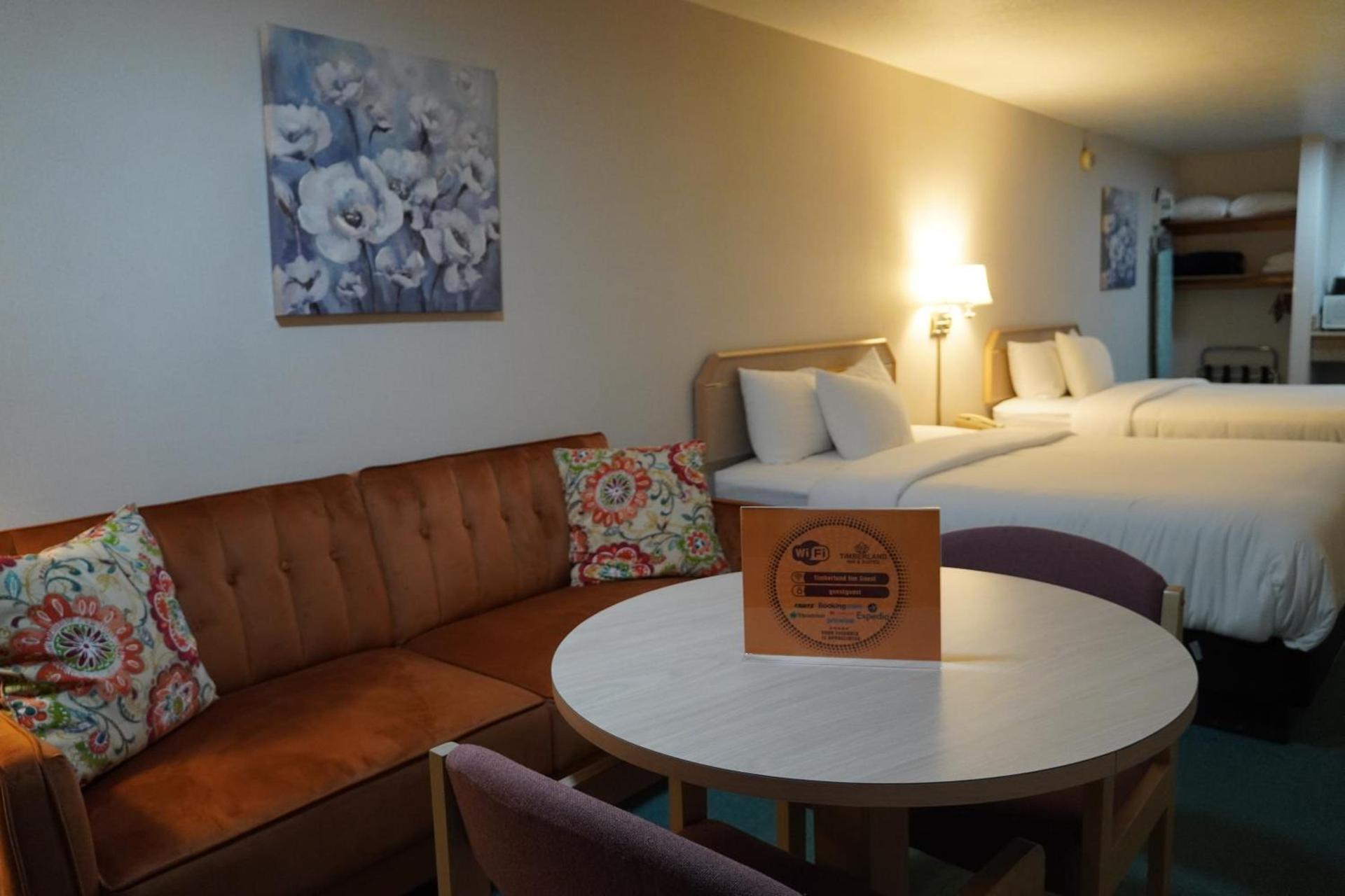 Timberland Inn & Suites photo 70