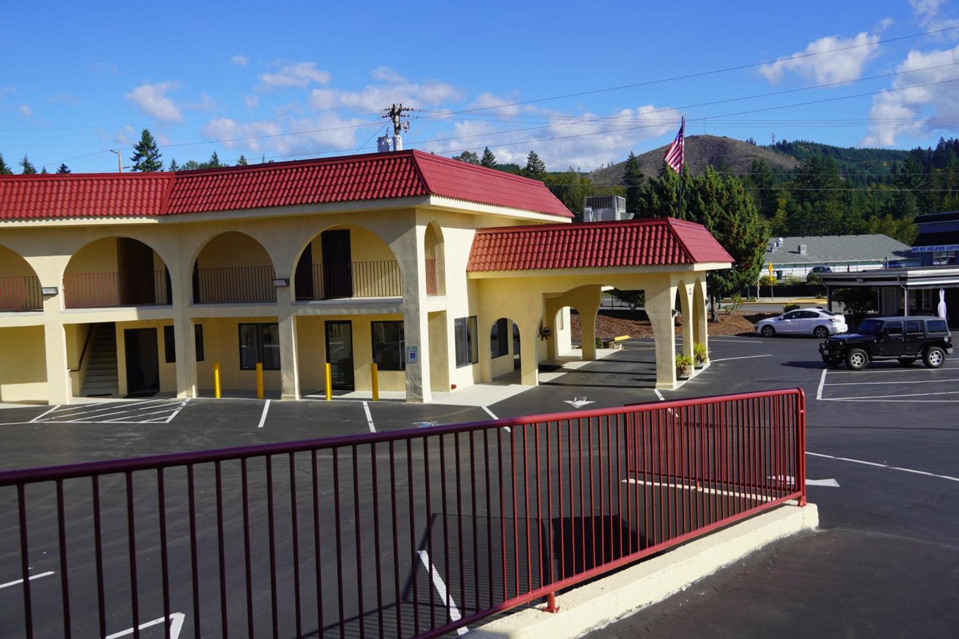Timberland Inn & Suites photo 7