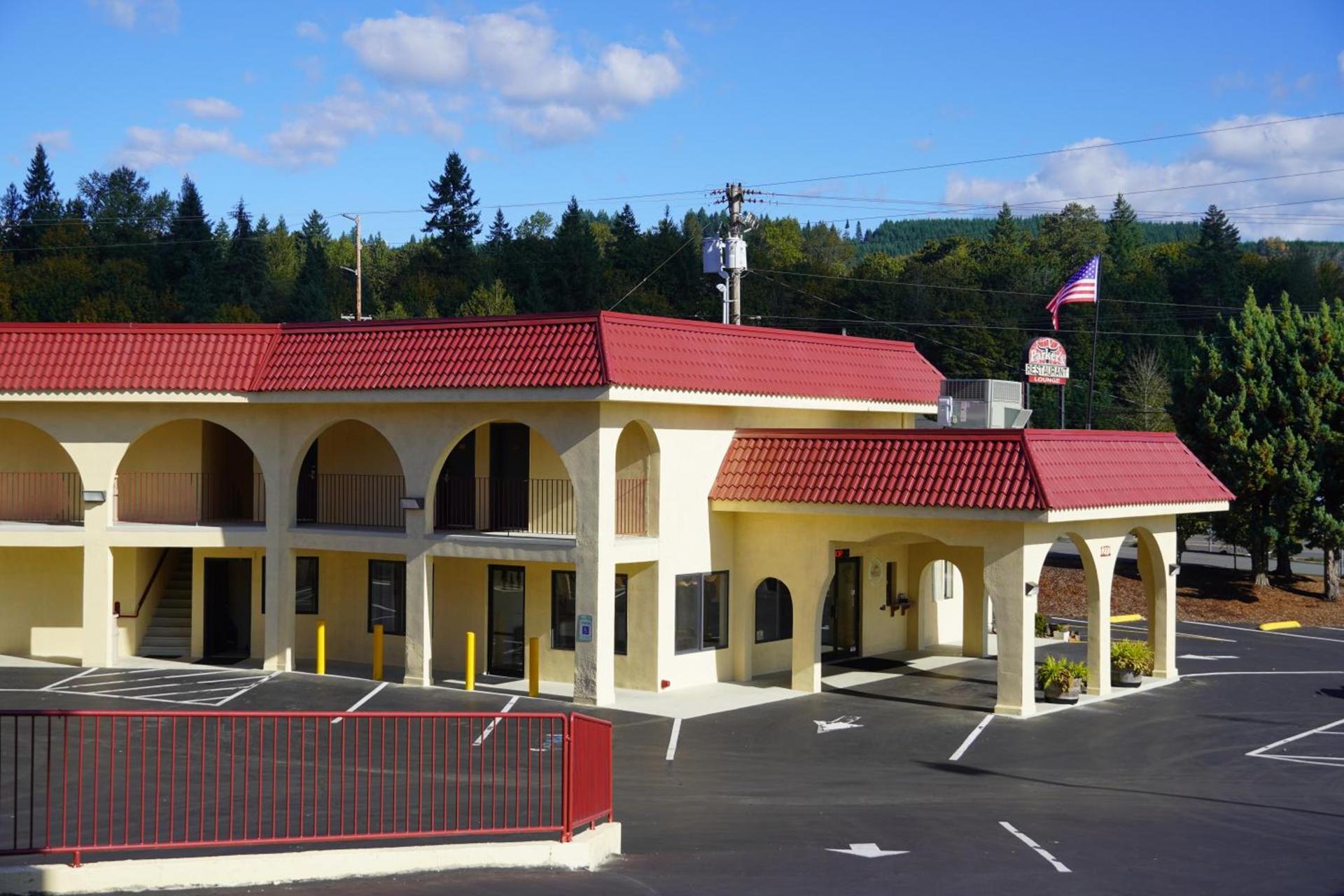 Timberland Inn & Suites photo 5