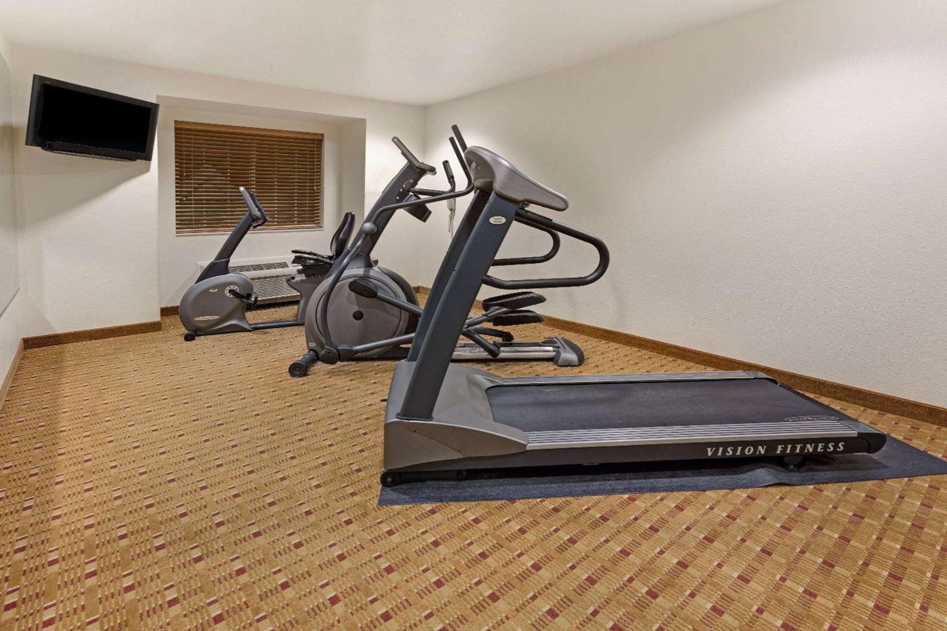 Microtel Inn & Suites Cheyenne photo 4