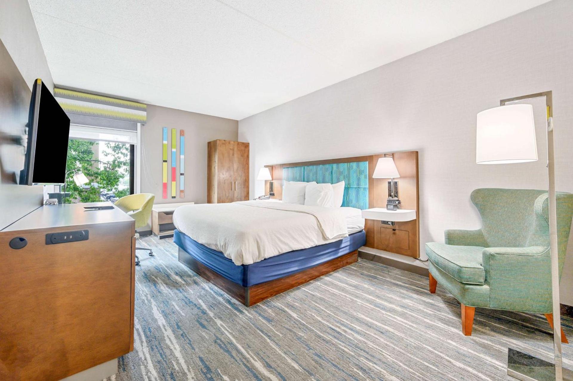 Hampton Inn St. Louis - Westport photo 24