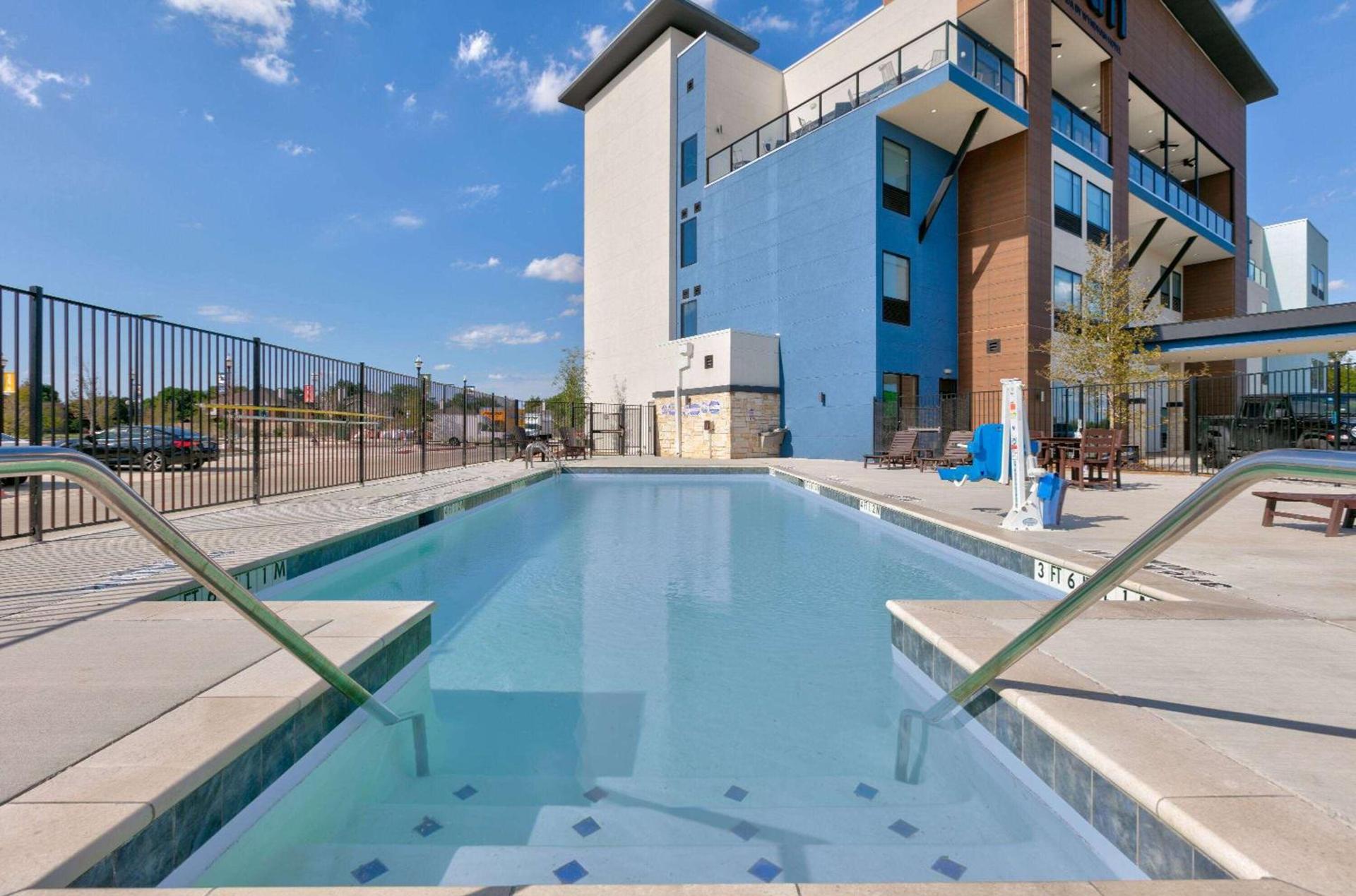 The Elm, a Ramada by Wyndham photo 17
